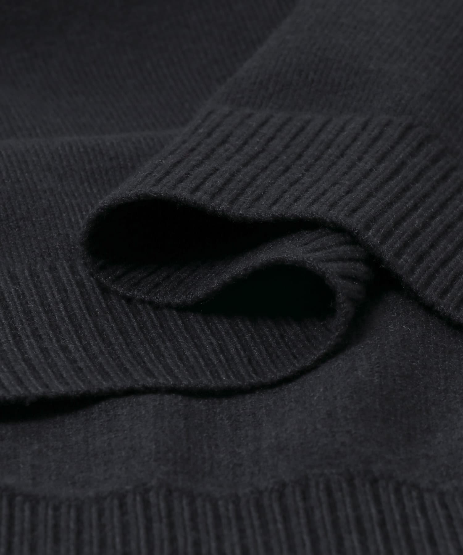 『UR TECH 200日ニット』Vネックプルオーバー NAVY Free