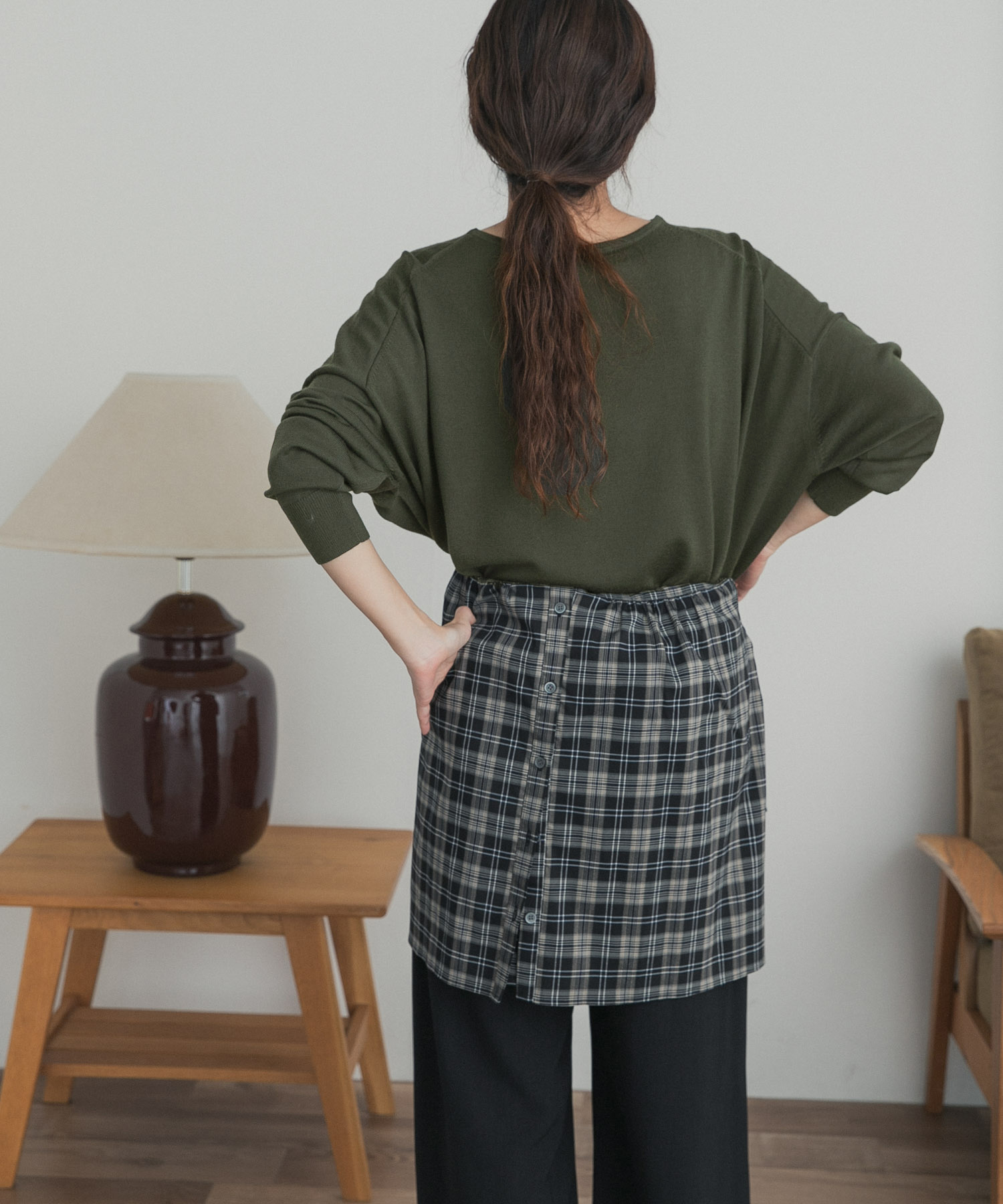 KHAKI