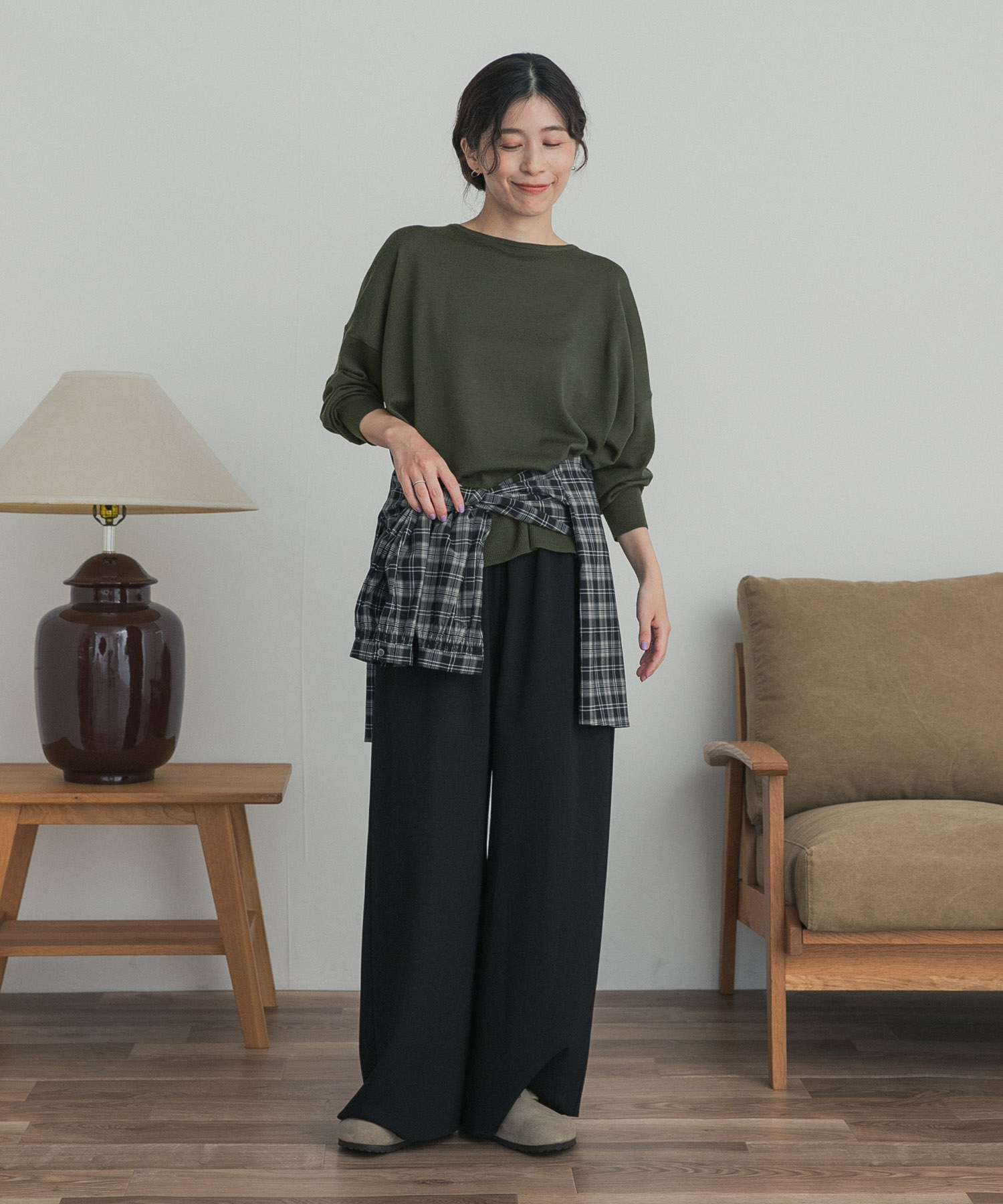 KHAKI