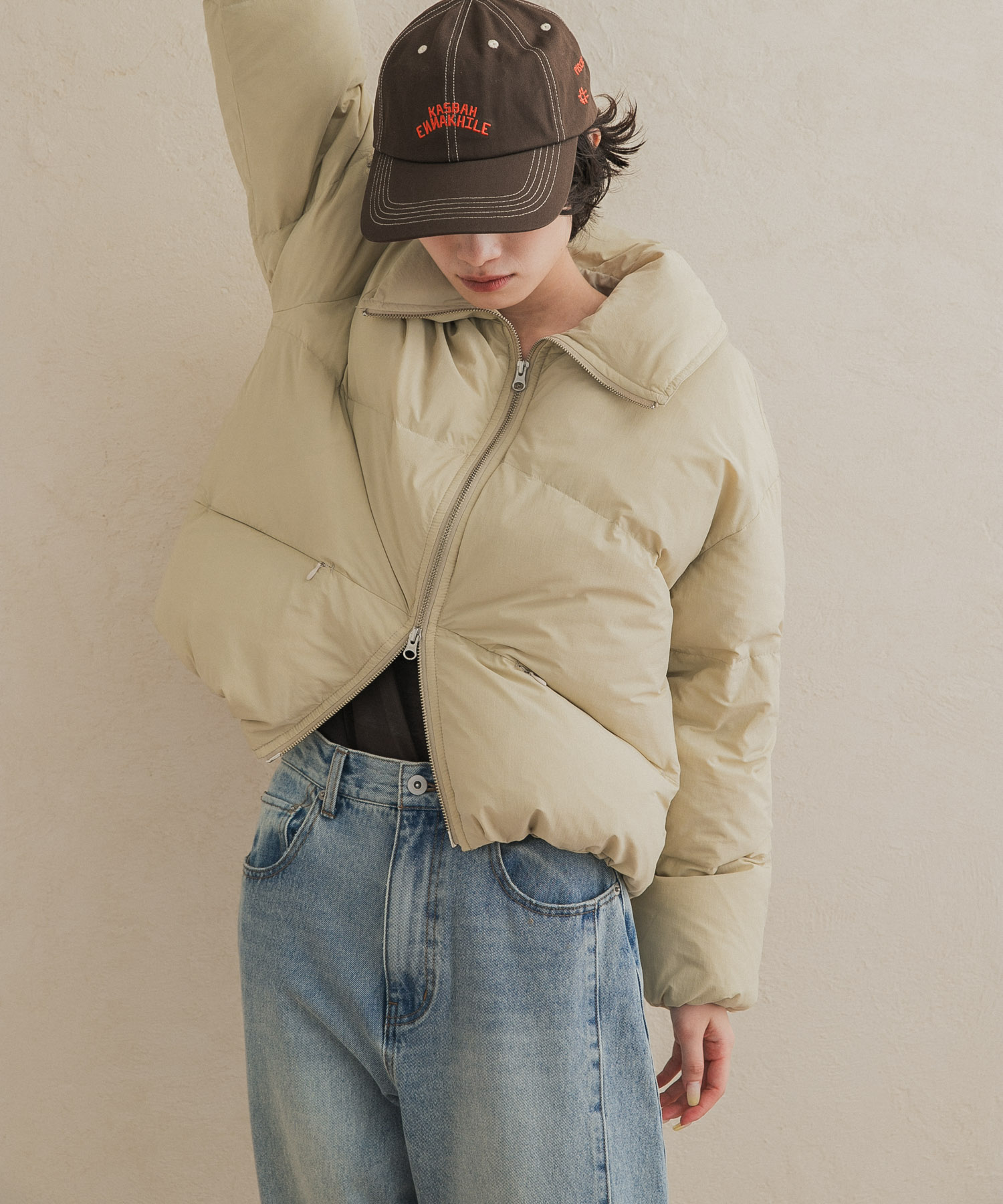 Y.BEIGE