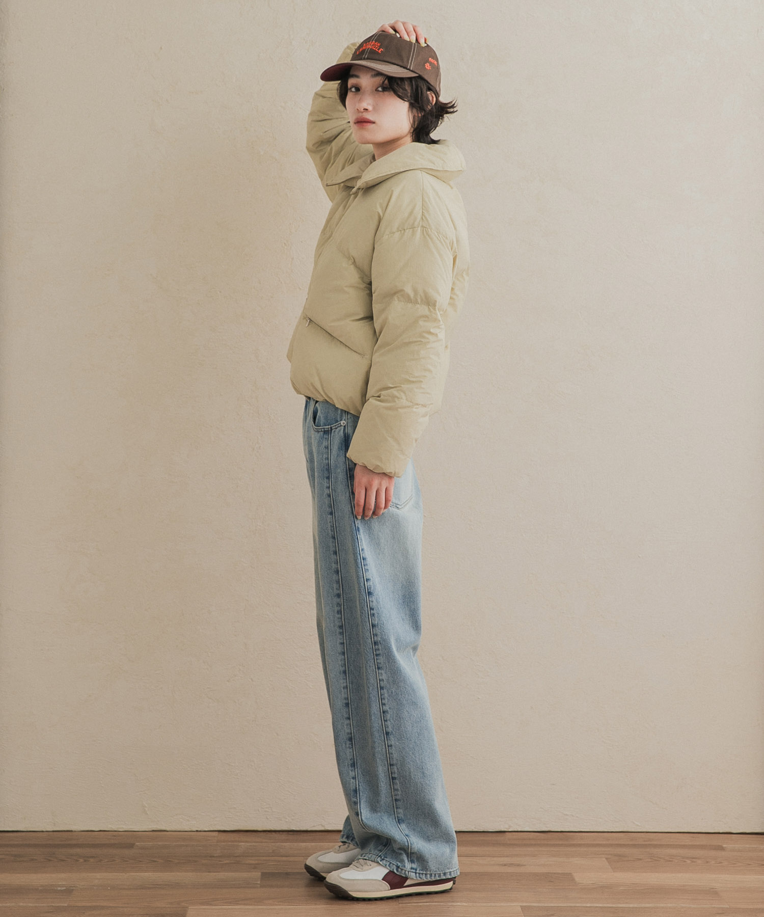 Y.BEIGE