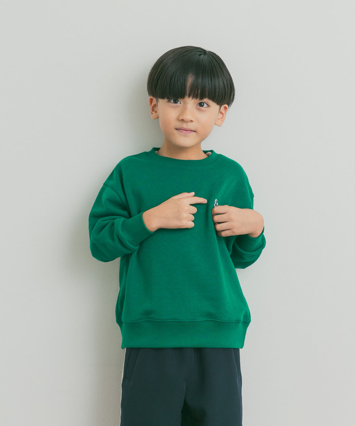 GREEN