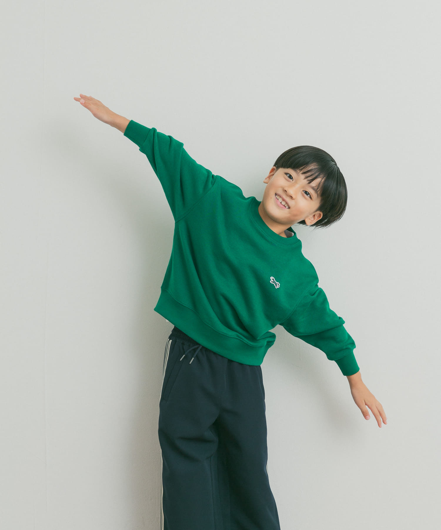 GREEN