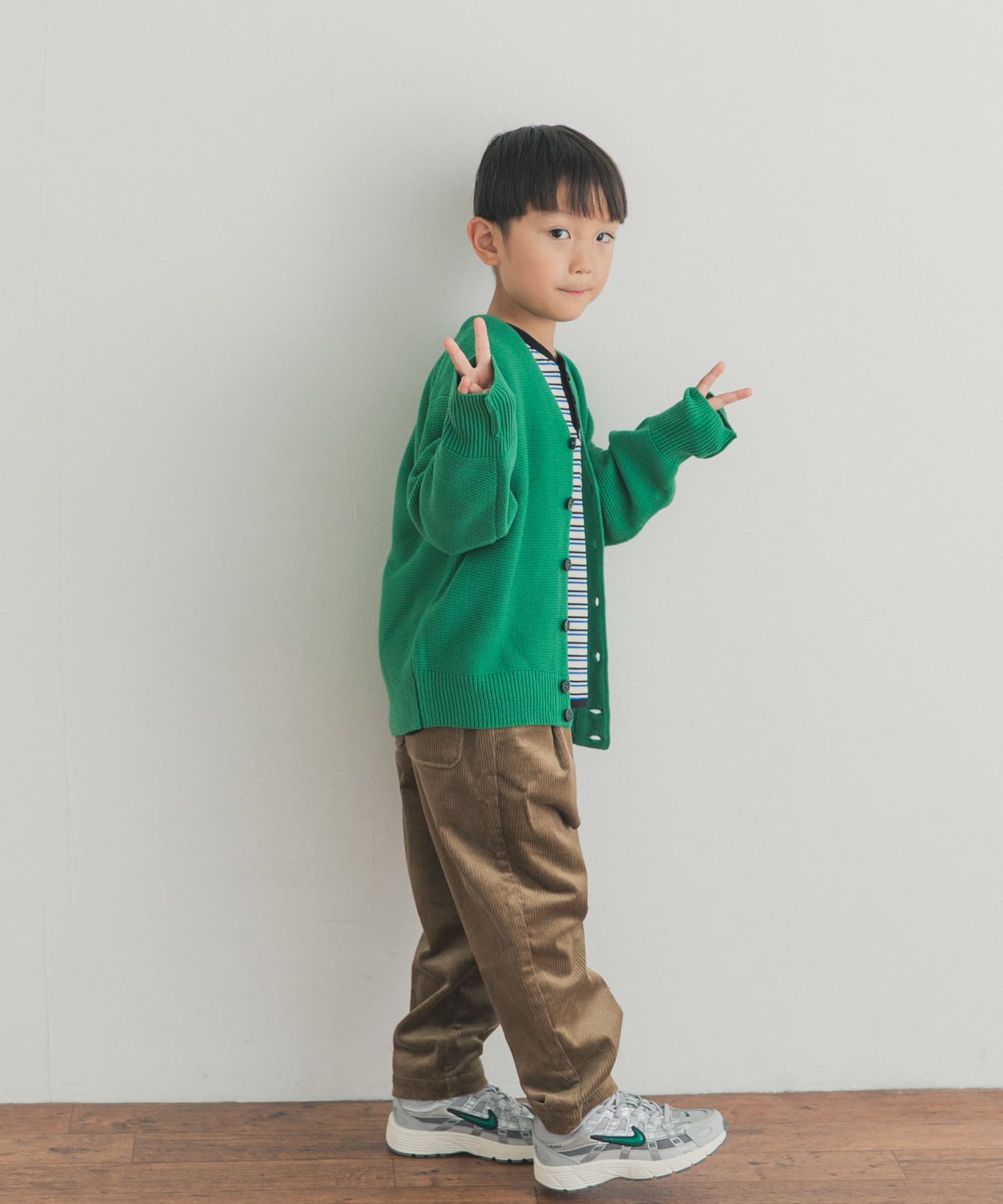 GREEN