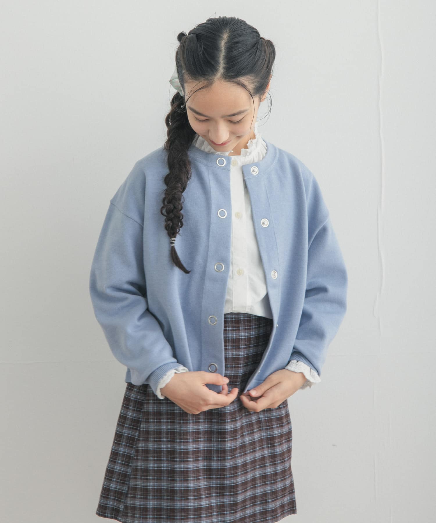 LIGHT BLUE
