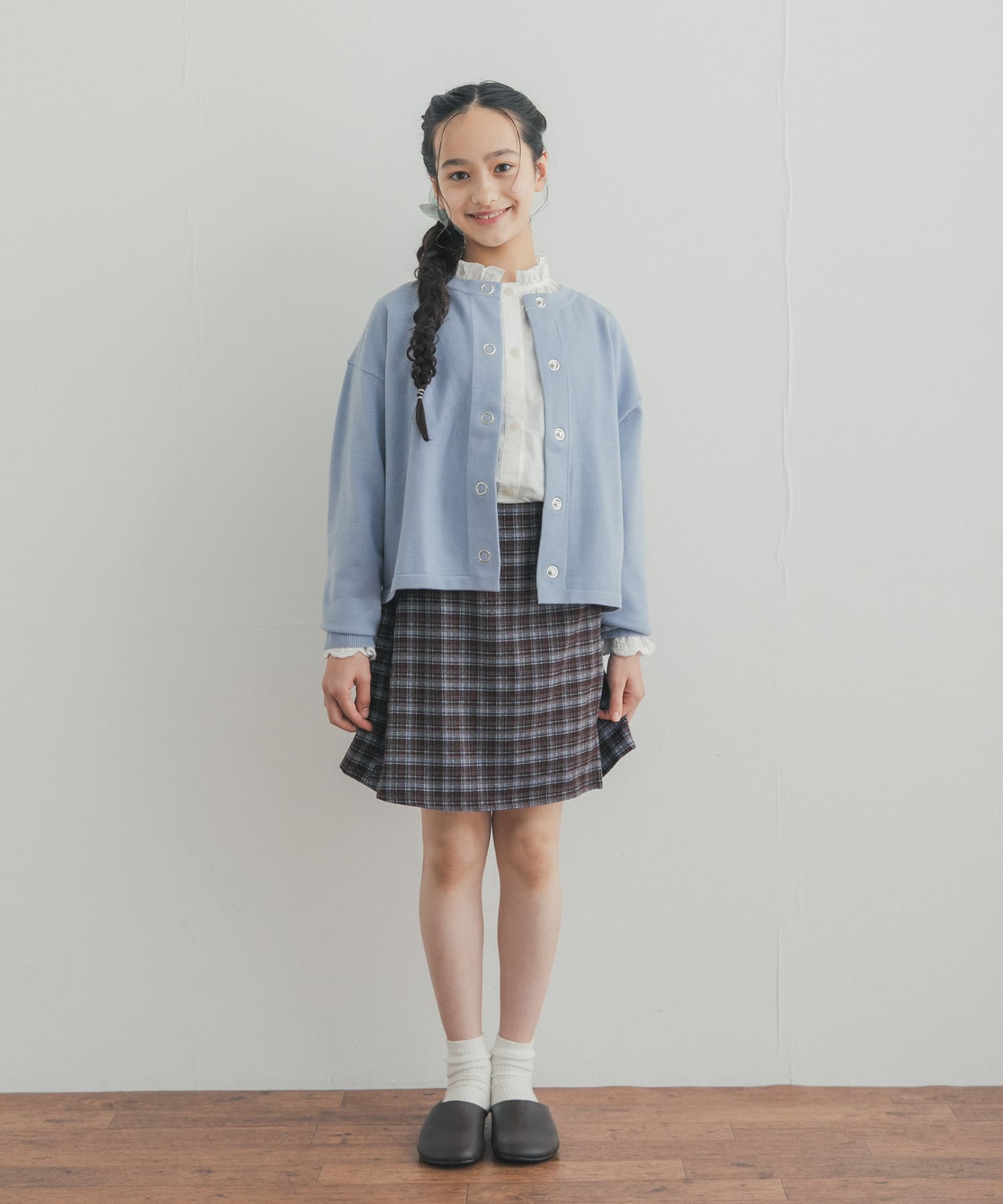 LIGHT BLUE