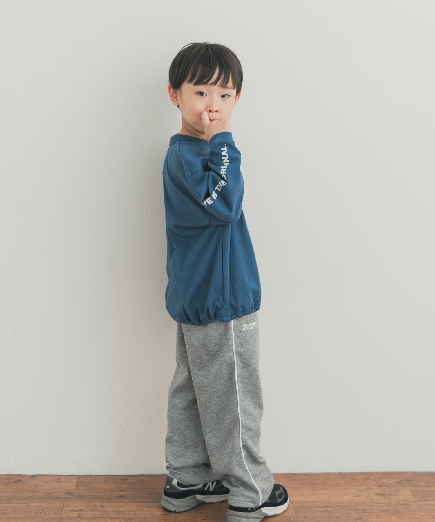 TOP GRAY