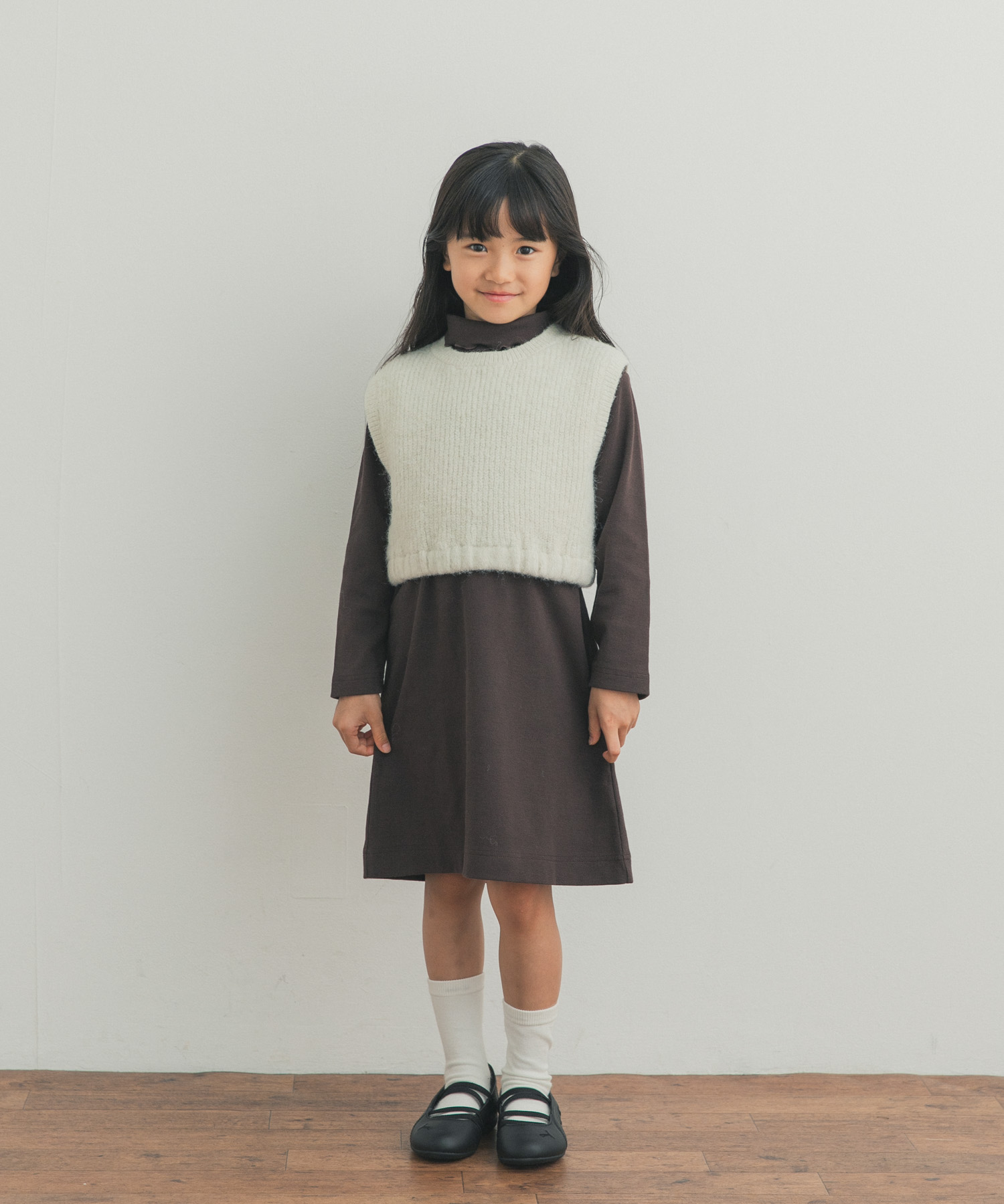 BROWN×IVO
