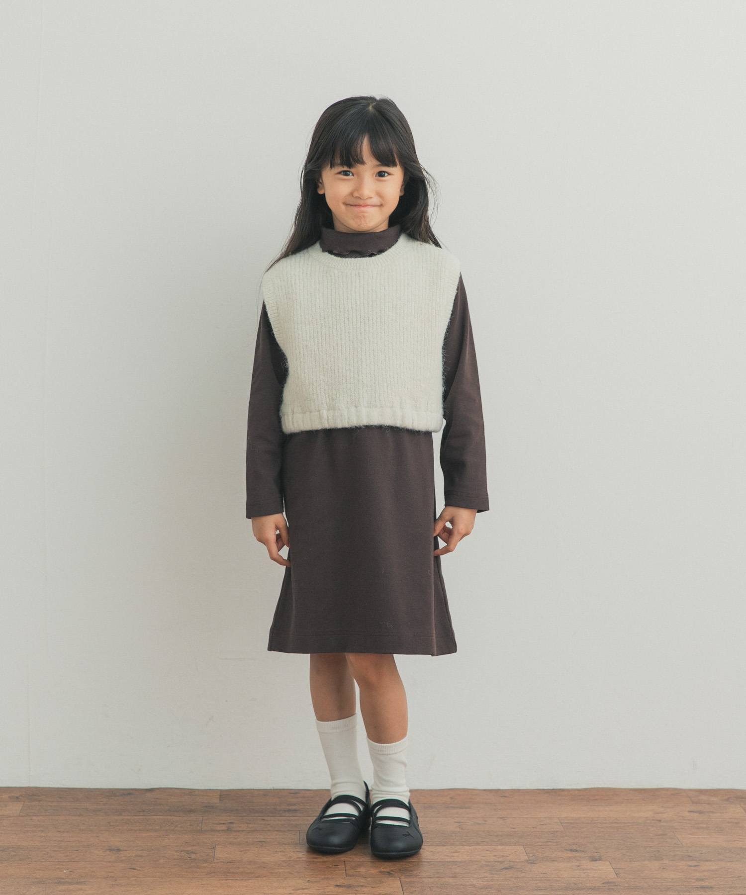 BROWN×IVO