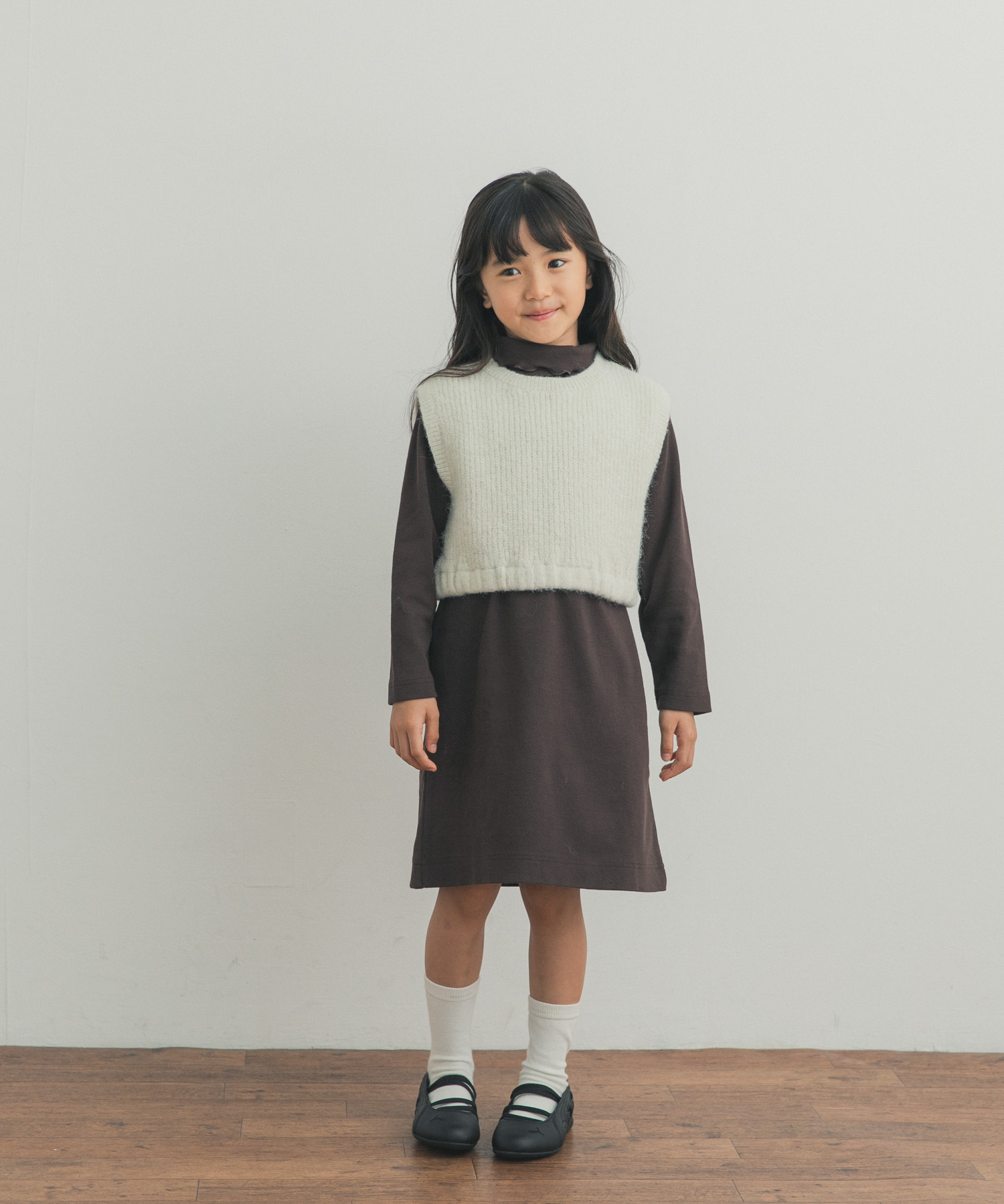BROWN×IVO