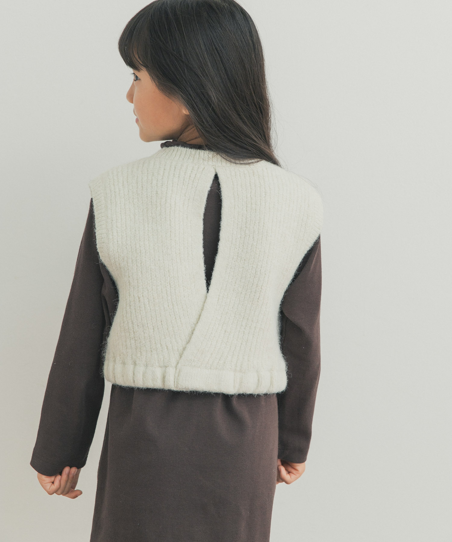 BROWN×IVO