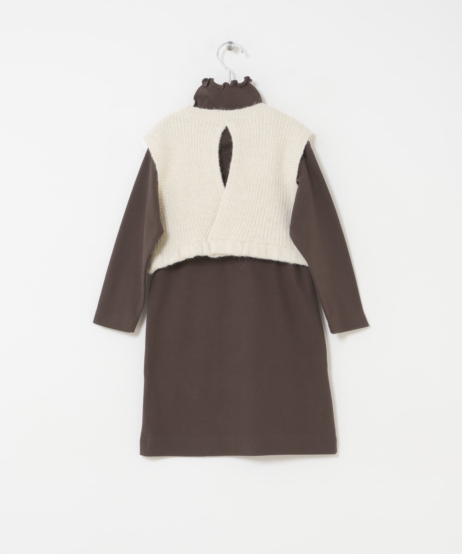 BROWN×IVO