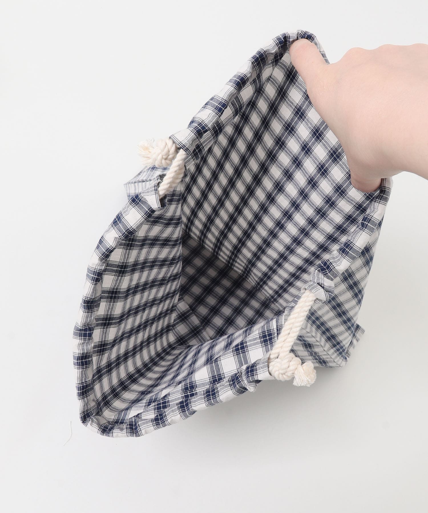 CINQ　ネイビーチェック 巾着L ネイビー L