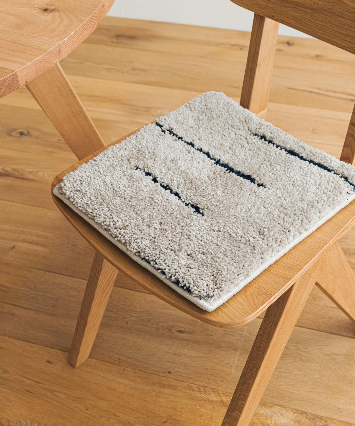 ラインチェアマット 35×35