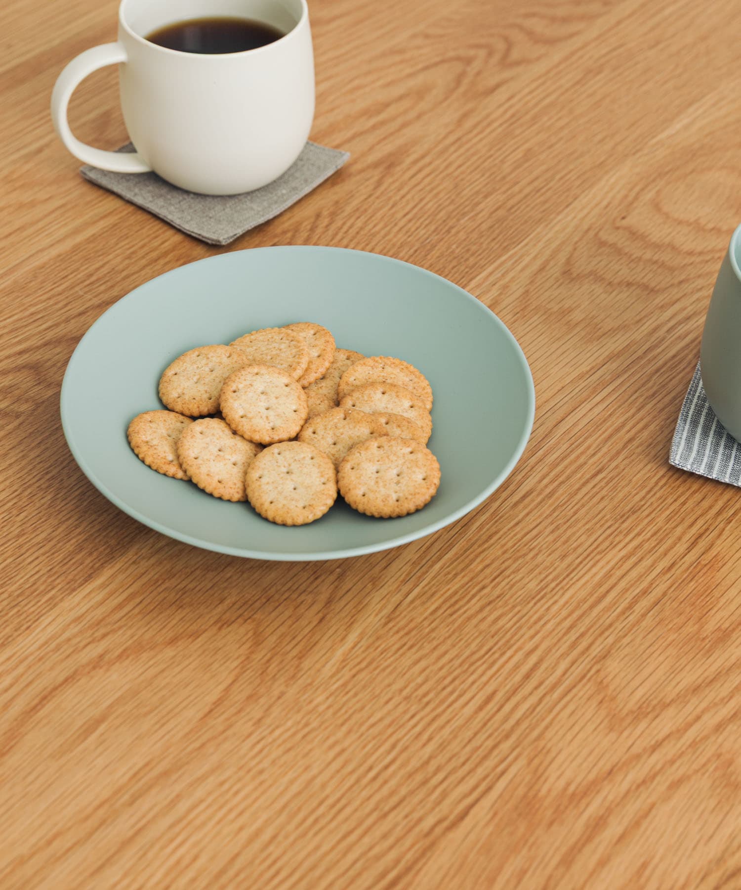 DOORS LIVING PRODUCTS　tsugi プレート180 セージ -