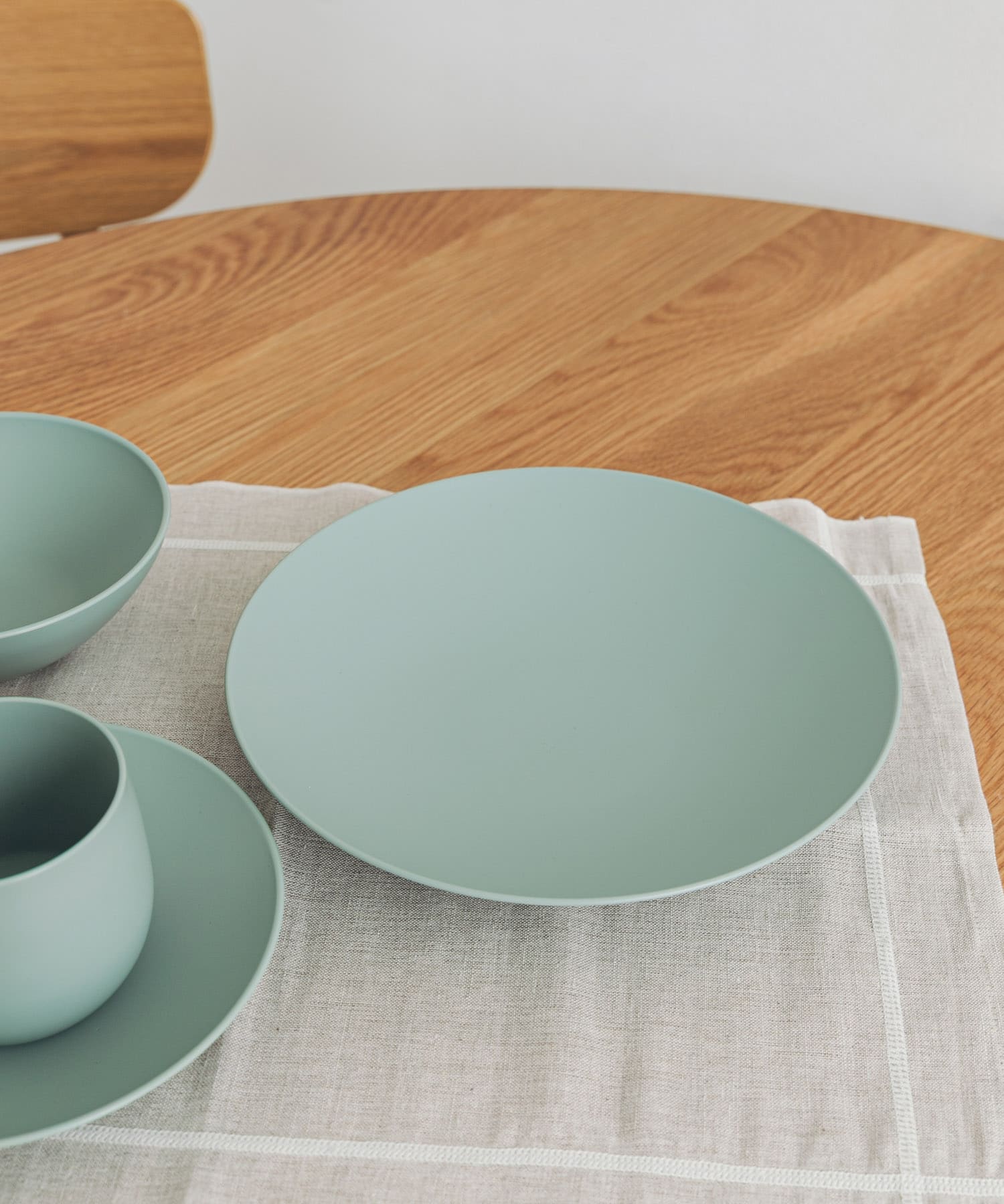 DOORS LIVING PRODUCTS　tsugi プレート180 セージ -