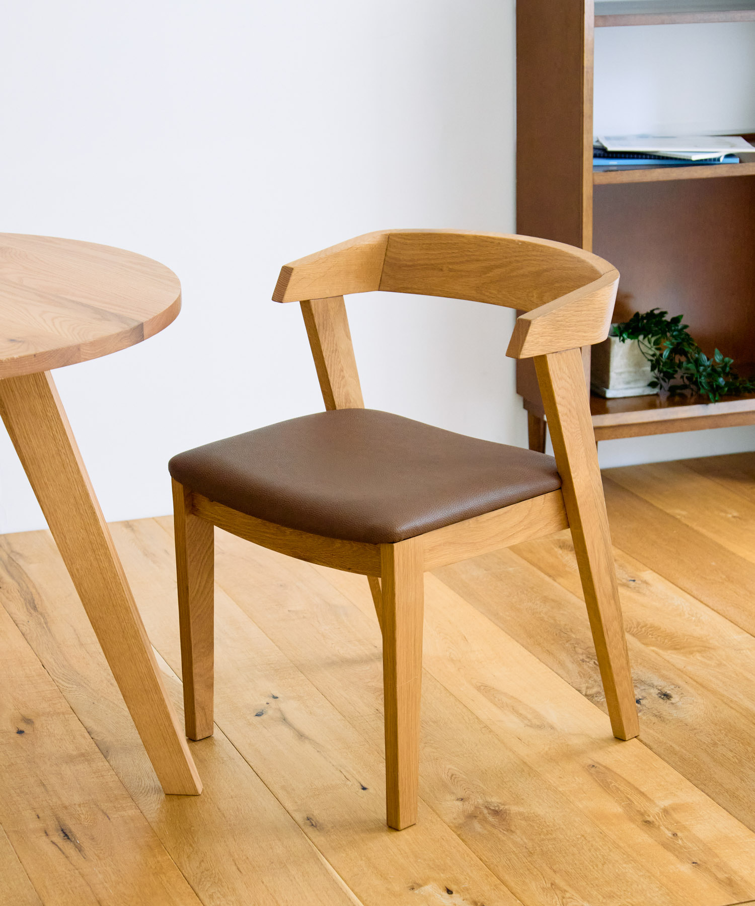 BOTHY　Ridge Back Chair  PVC