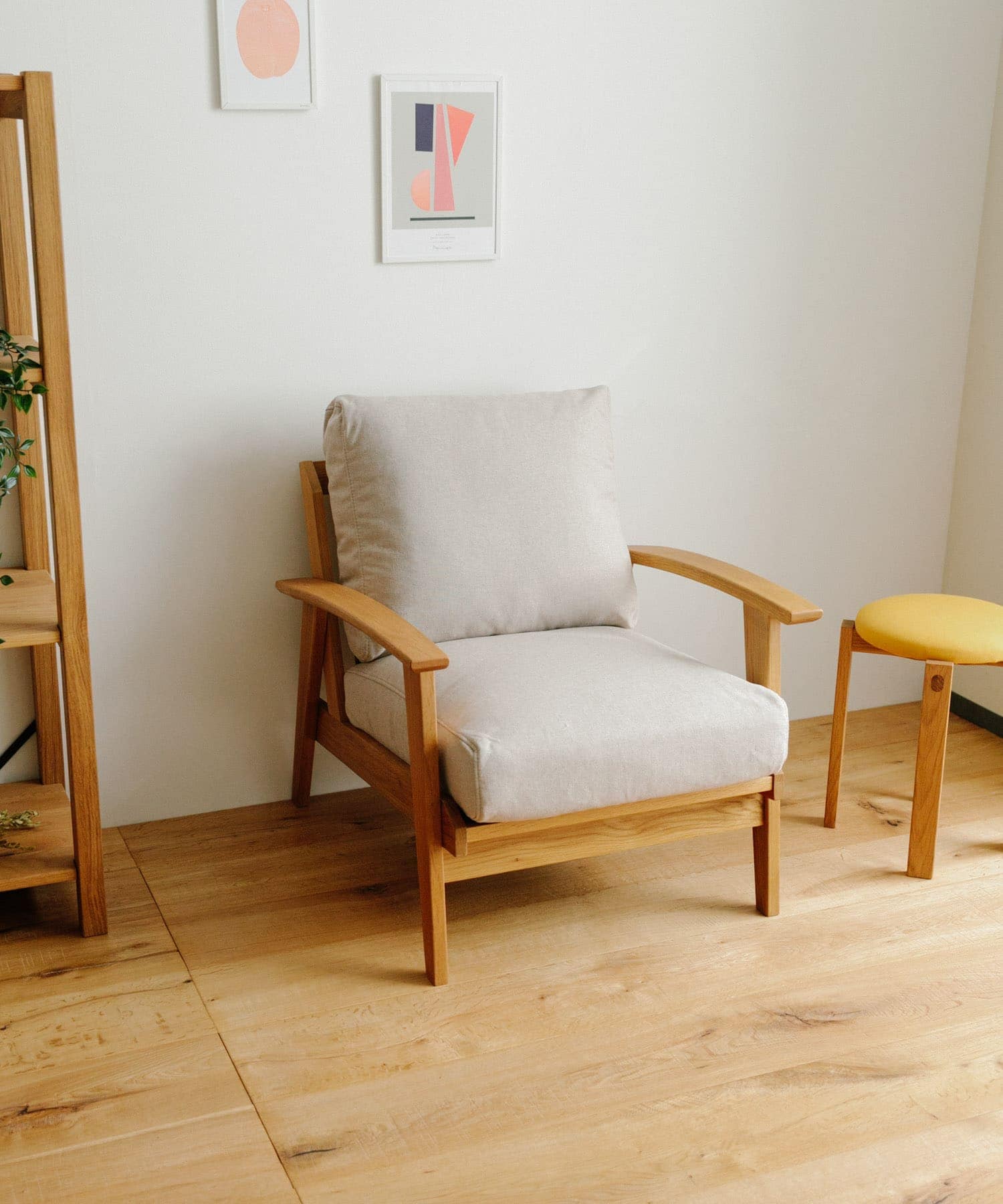 BOTHY Modern Sofa 1P オーク無垢材(- ベージュ): 家具｜URBAN