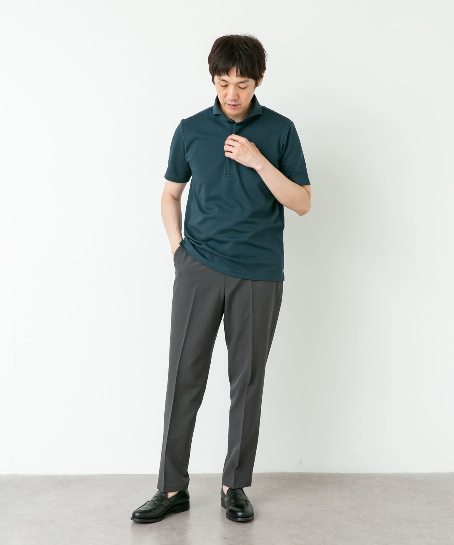 GREEN