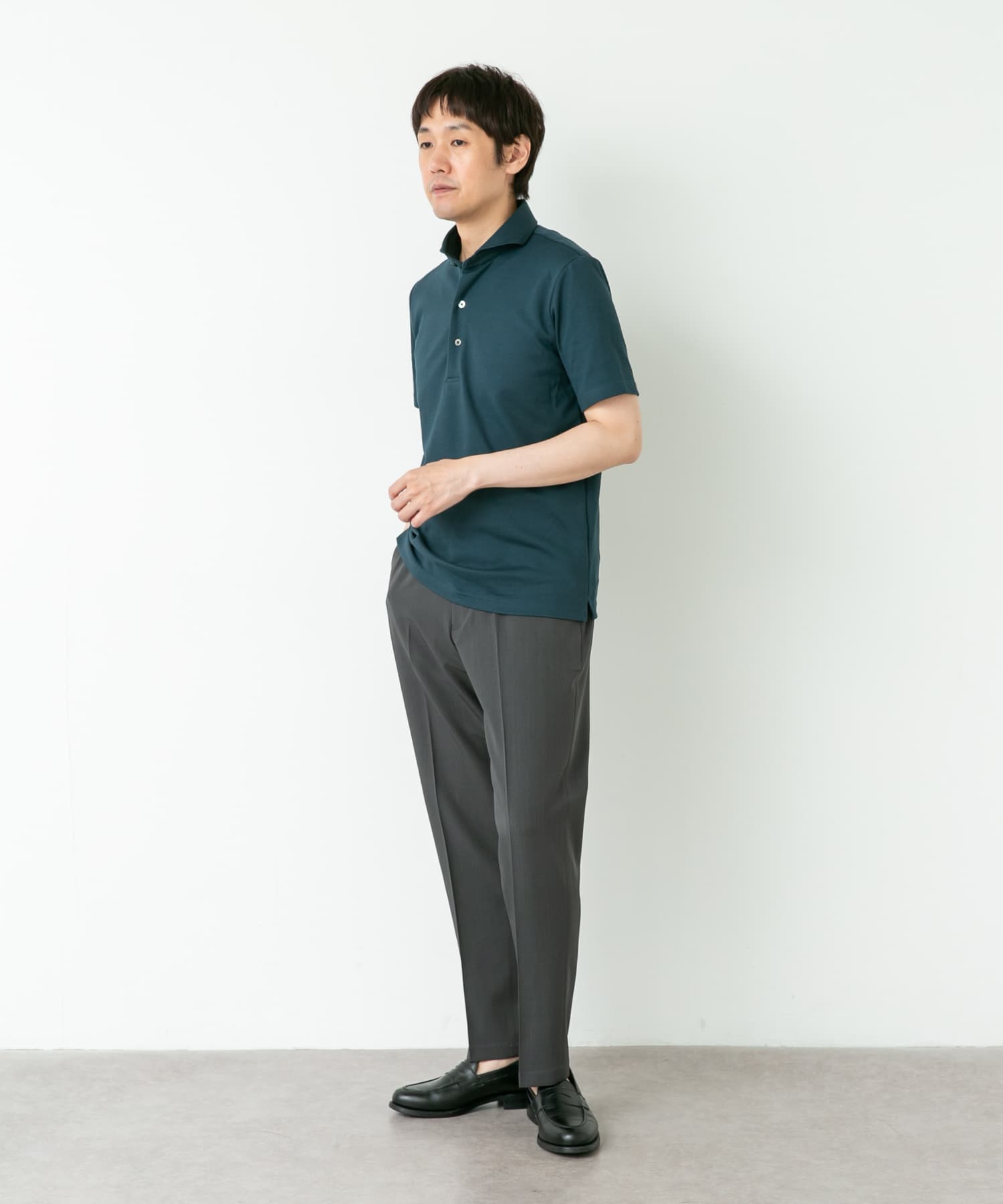 GREEN