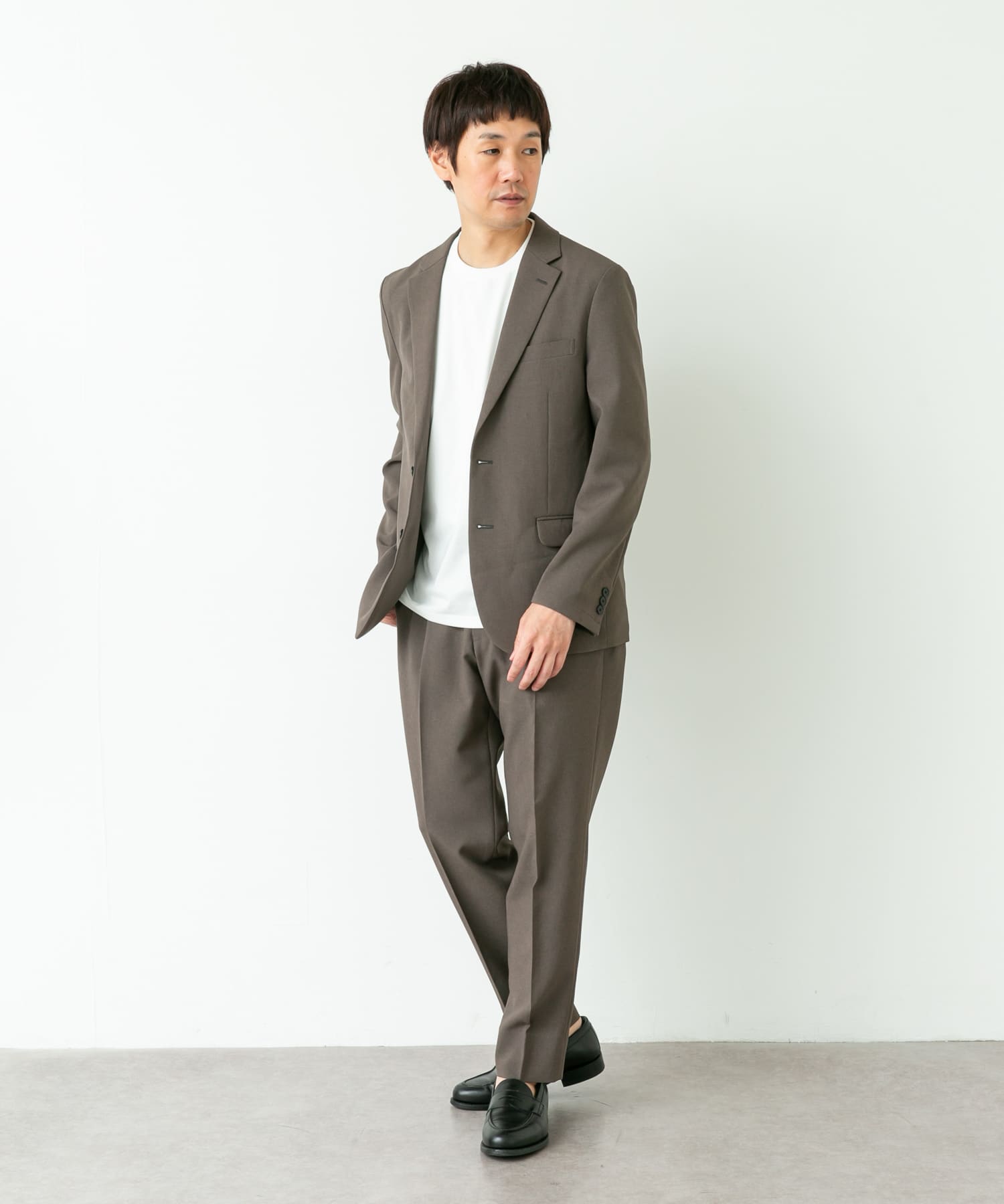 TAUPE