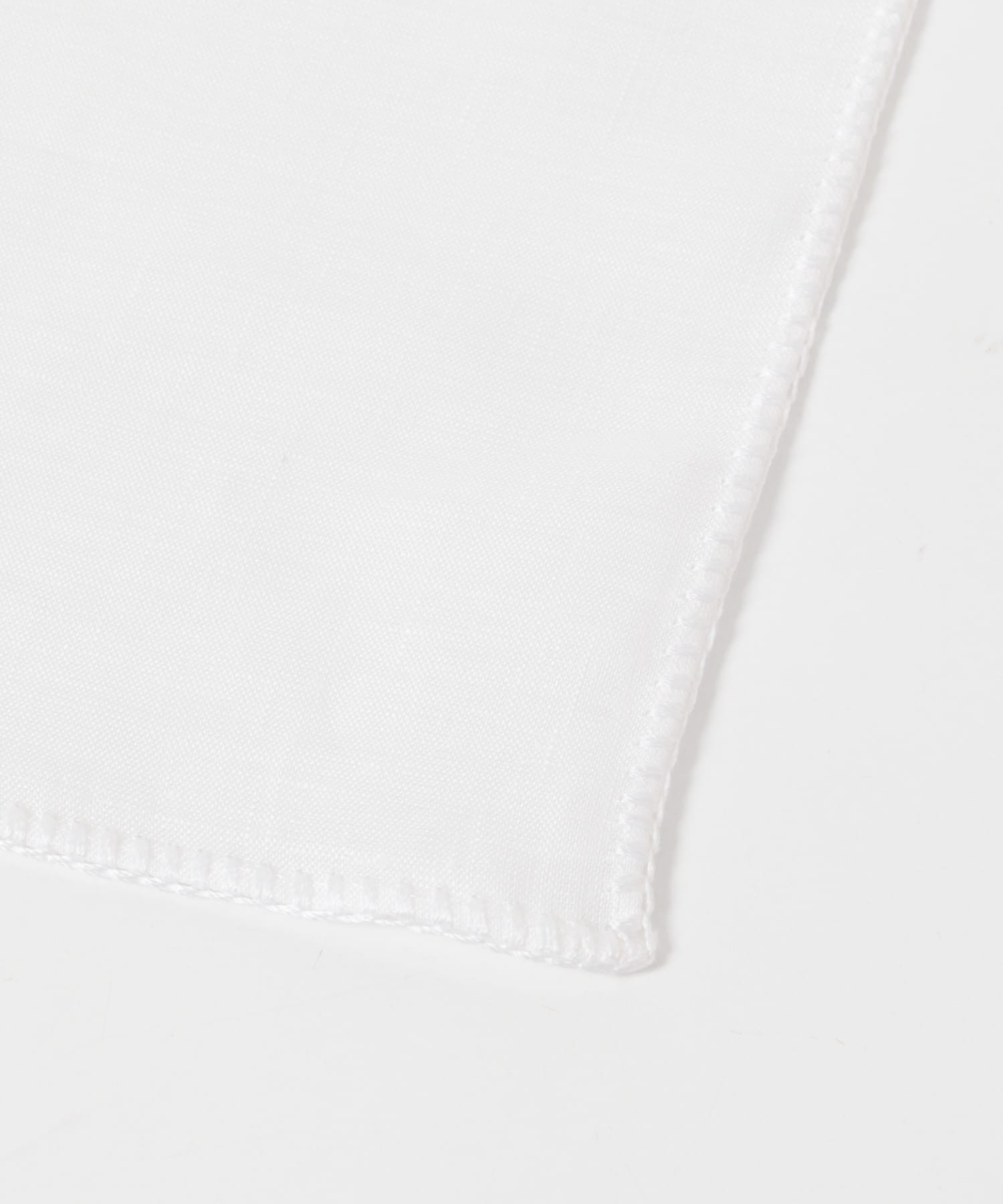 LIFE STYLE TAILOR　パイピングリネンチーフ WHITE -
