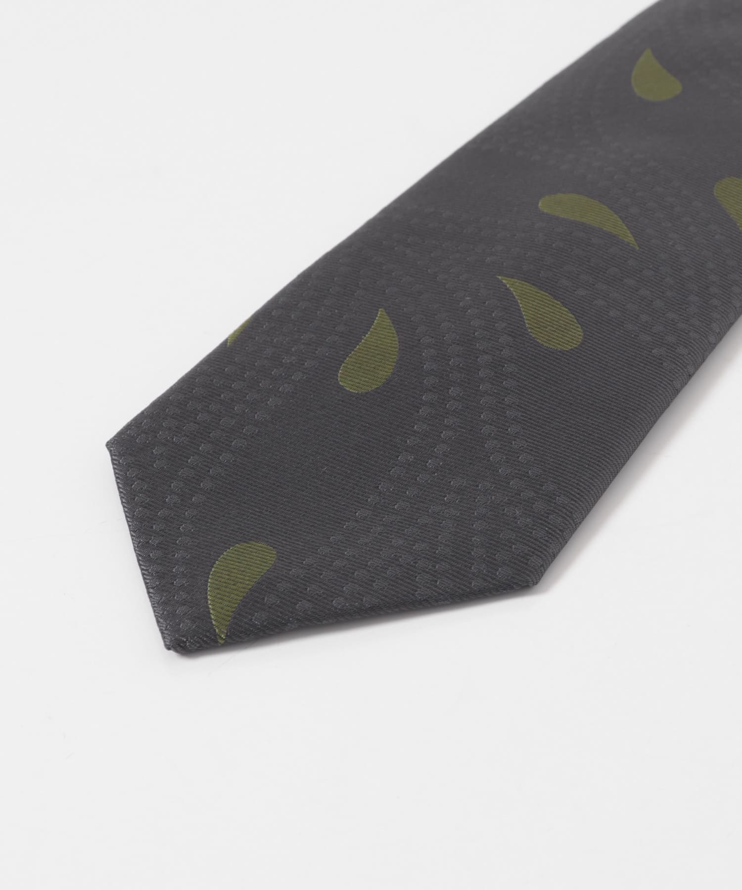 02GRAY