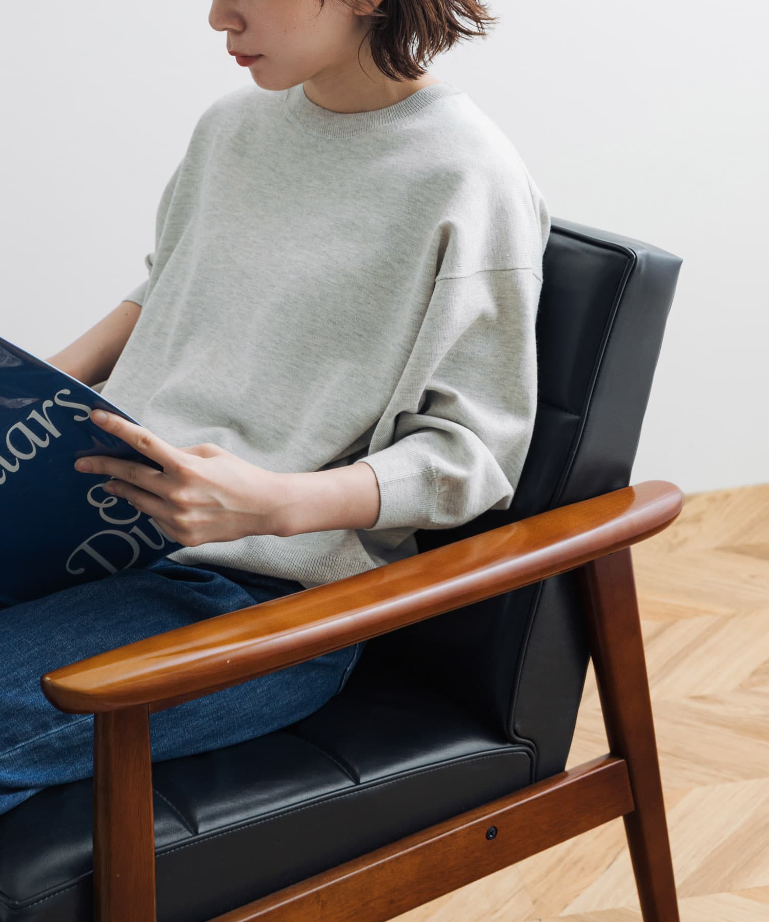 カリモク60 Kチェア1シータ(- スタンダードブラック): 家具｜URBAN
