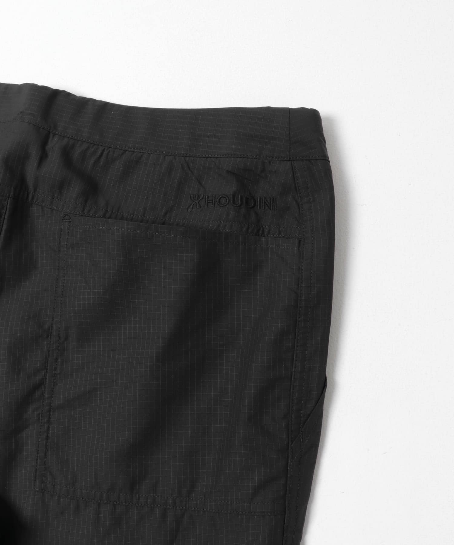 Bl BLACK