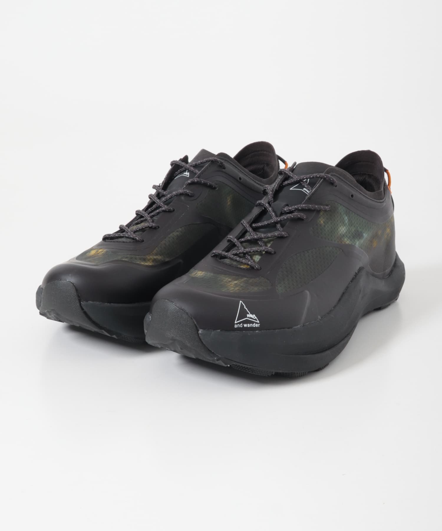 and wander　ROA SELLA CAMOUFLAGE