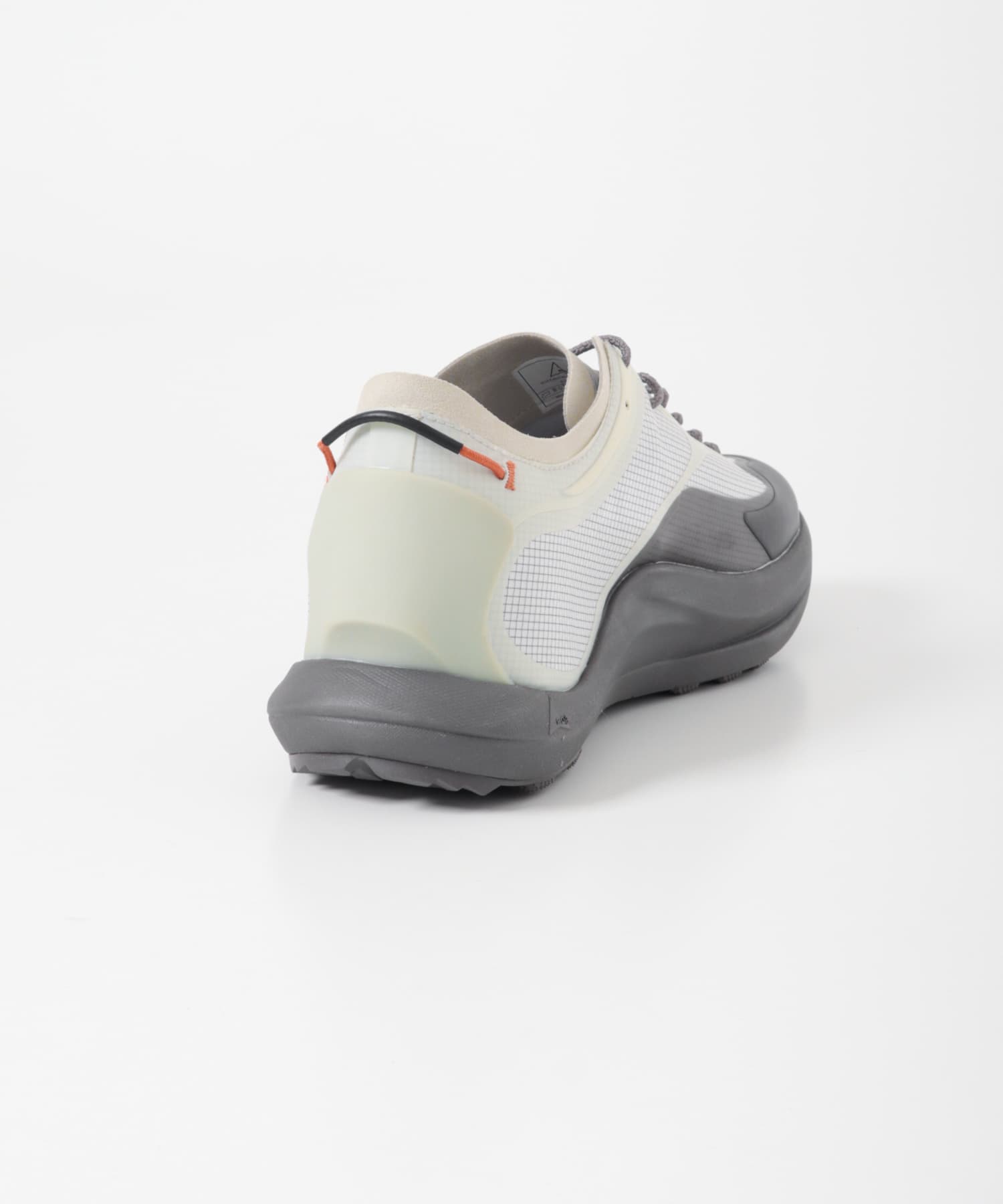 and wander　ROA SELLA RIPSTOP OFF WHITE 41