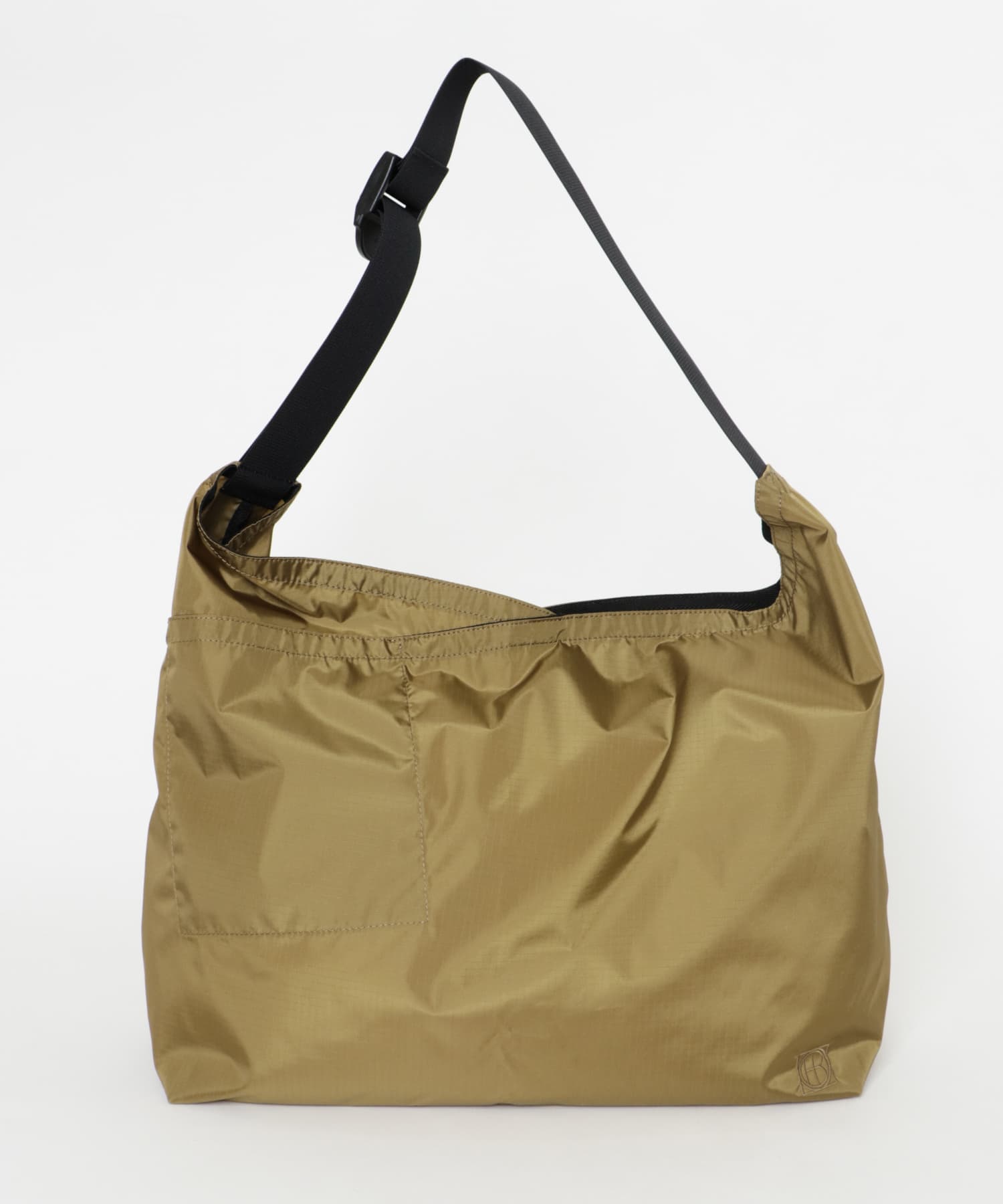 HOBO AZUMA SHOULDER BAG L RS(One COYOTE): バッグ｜URBAN RESEARCH