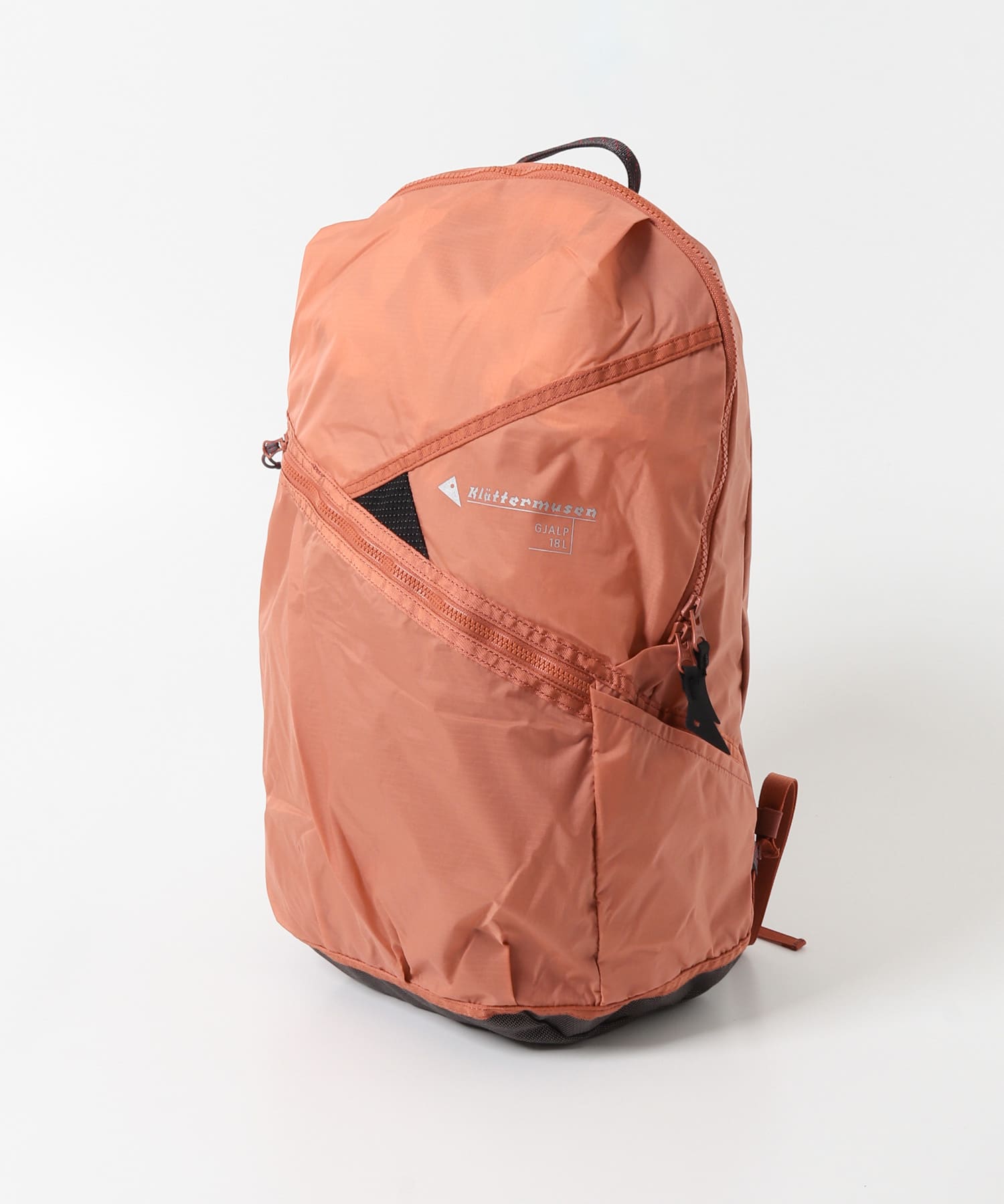 Klättermusen GJALP 18L リュック KLATTERMUSEN GJALP BACKPACK 18L(One Cl BERRY): バッグ｜URBAN