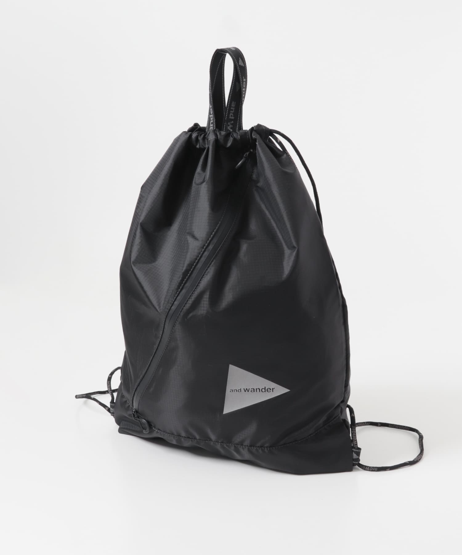 and wander　CRISPY RIP DRAWSTRING BAG