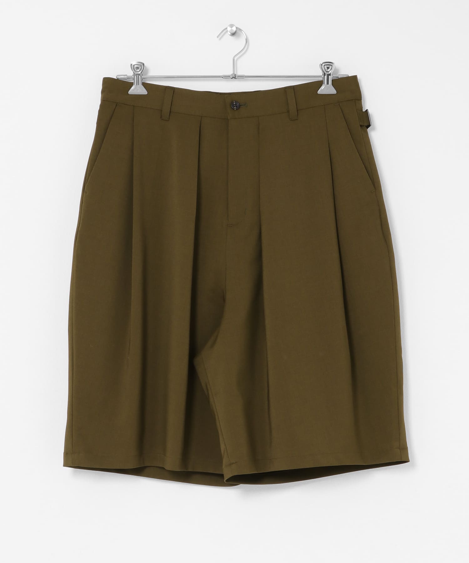 White Mountaineering　8 TUCK WIDE SHORT PANTS KHAKI 2