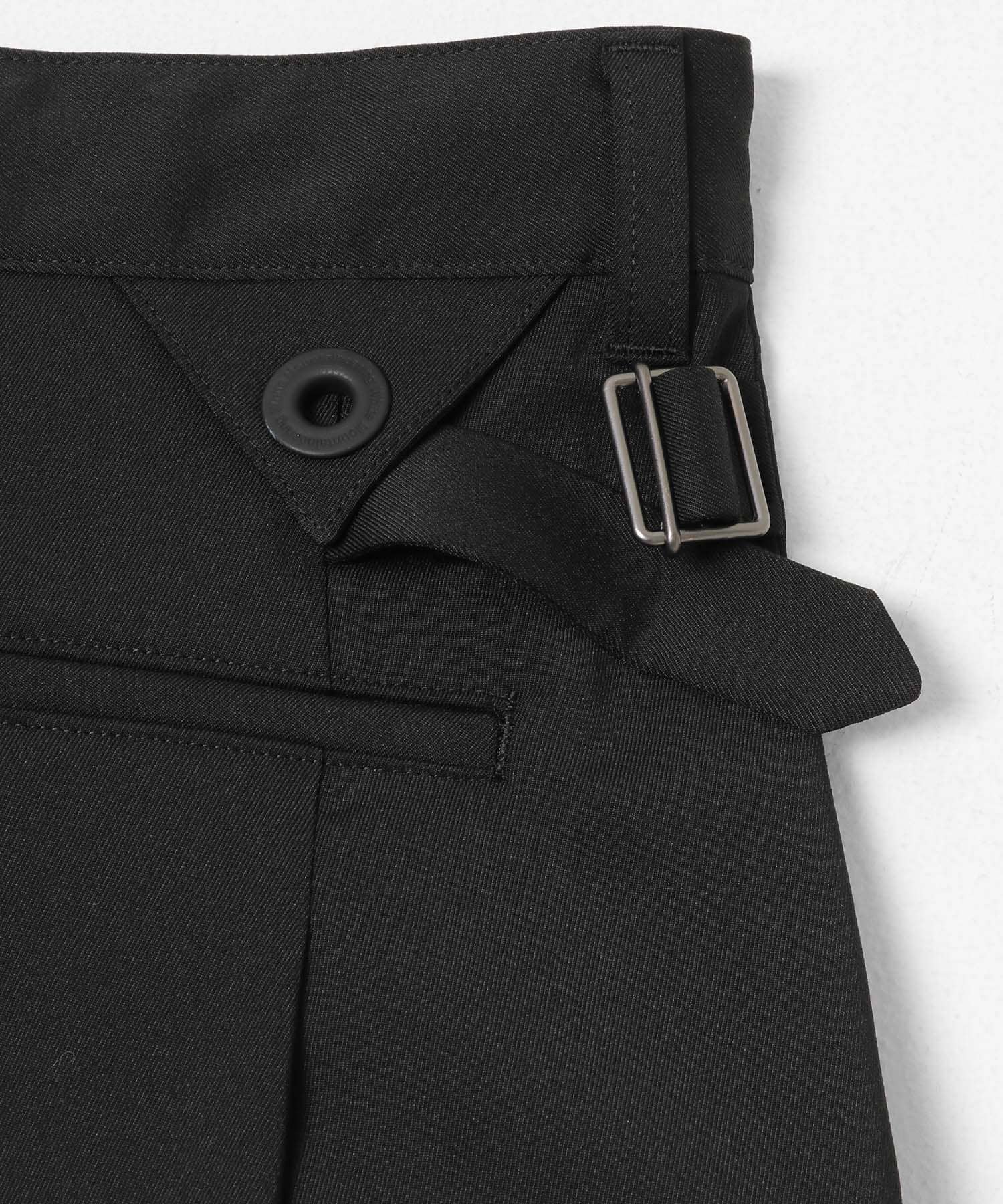 White Mountaineering　8 TUCK WIDE SHORT PANTS BLACK 2