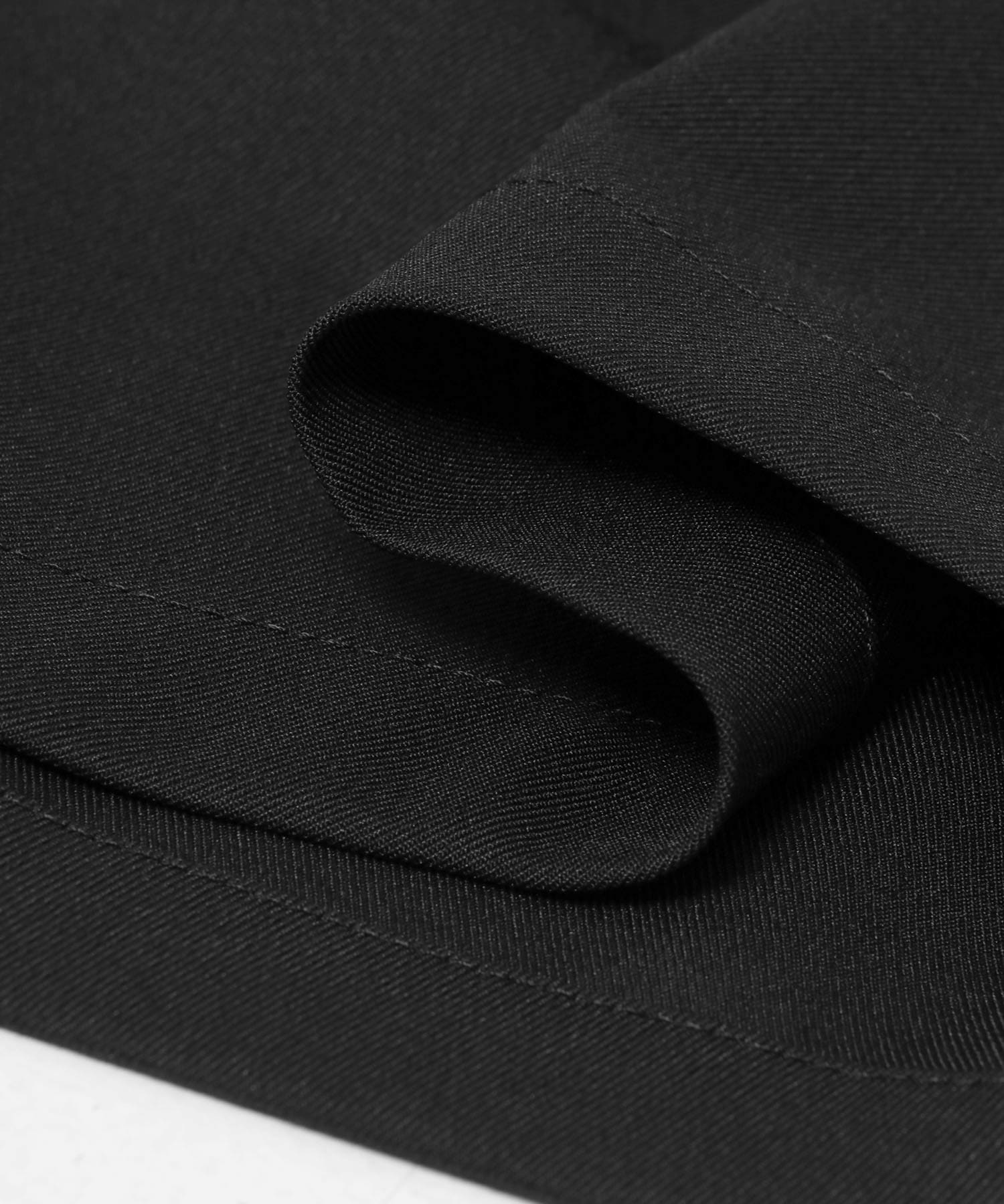 White Mountaineering　8 TUCK WIDE SHORT PANTS BLACK 2