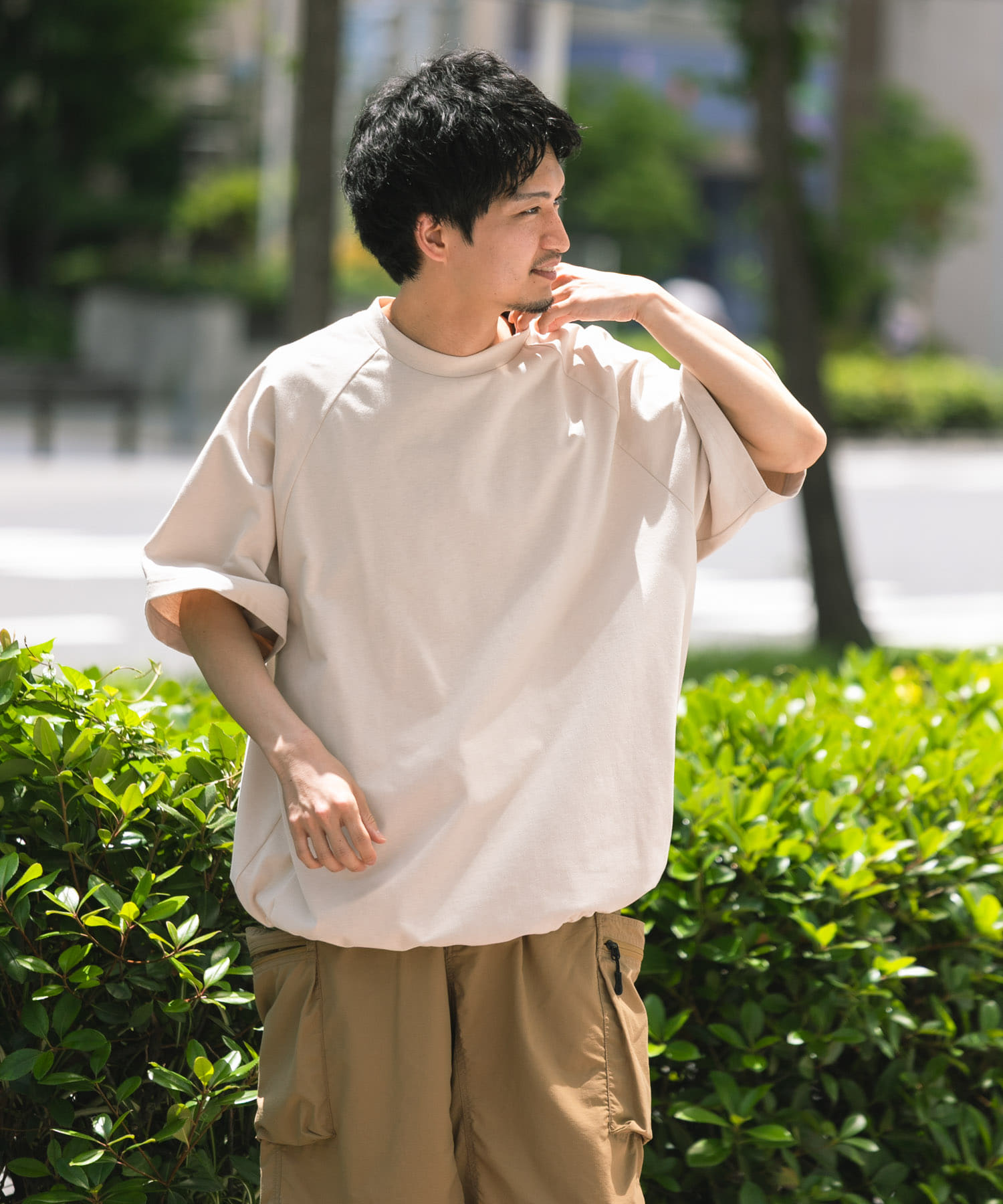 アイボリー