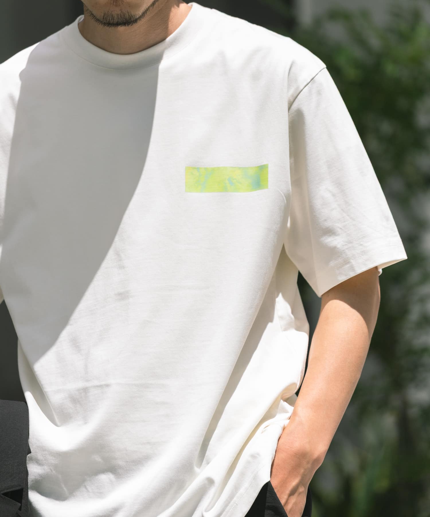 ホワイト