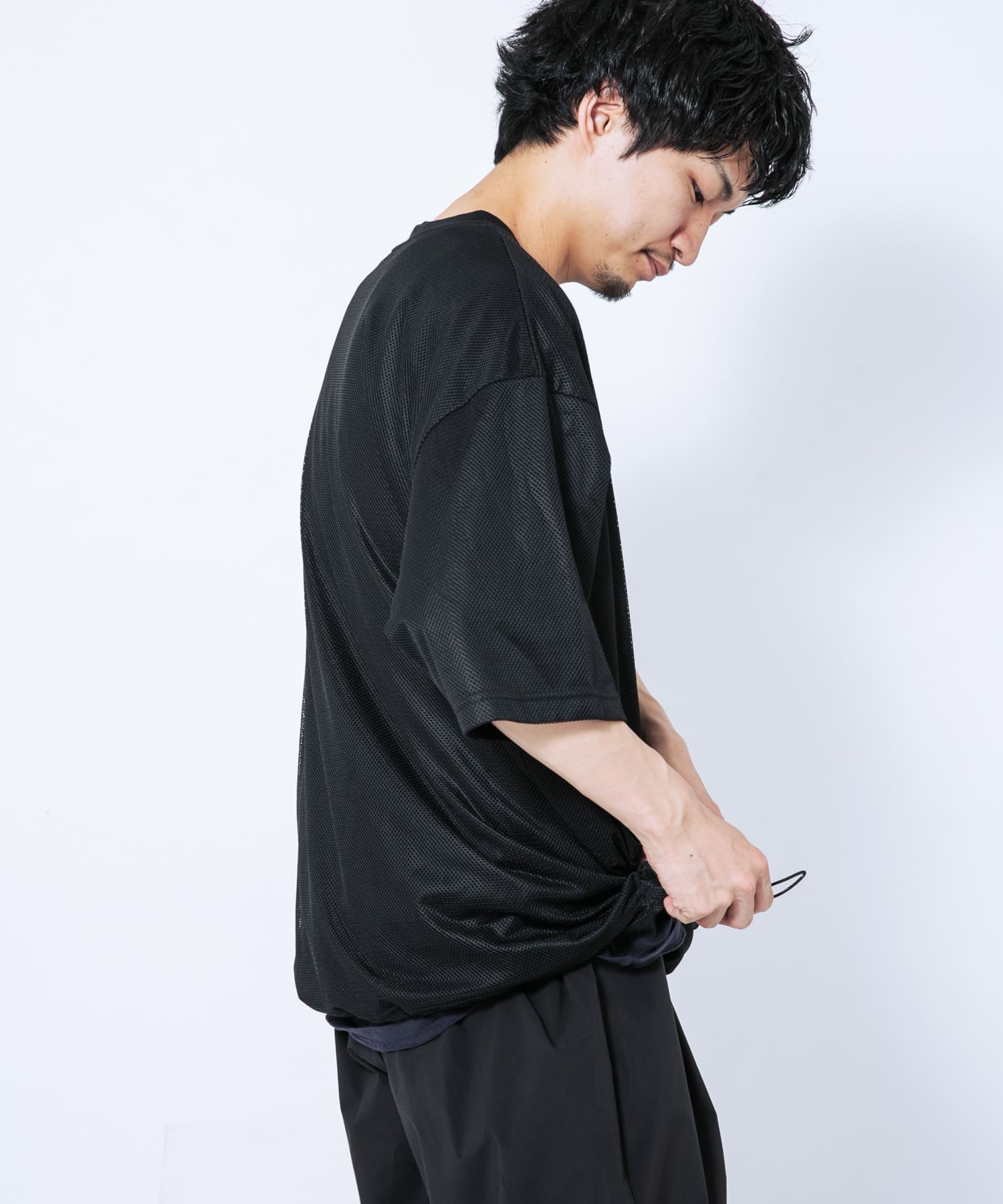 ブラック
