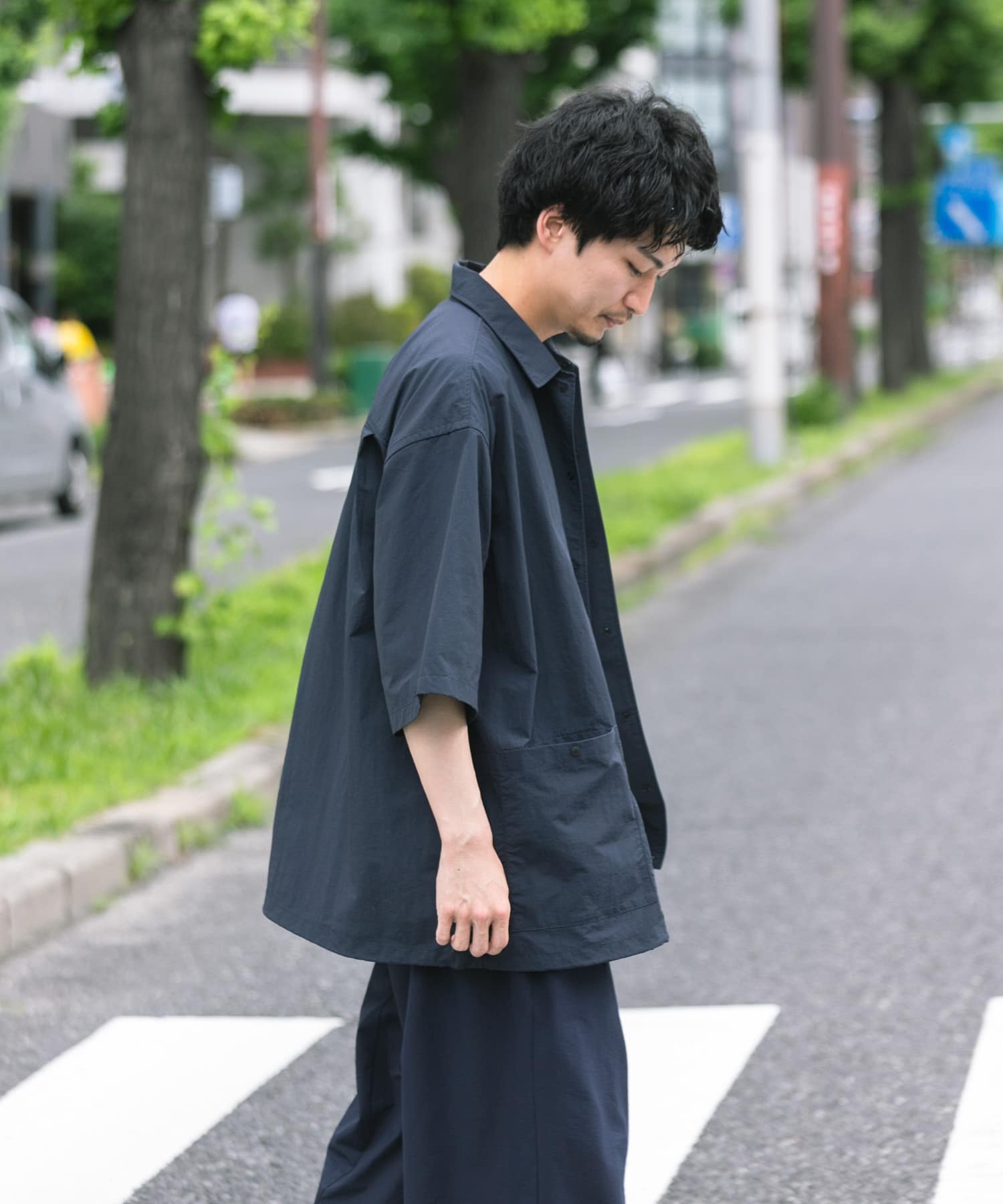 ネイビー