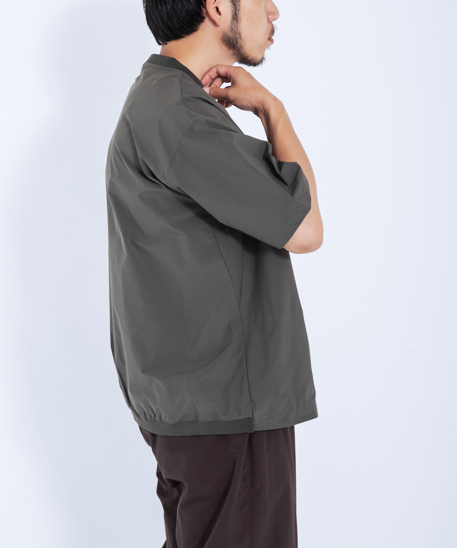 身長 : 179cm サイズ : M