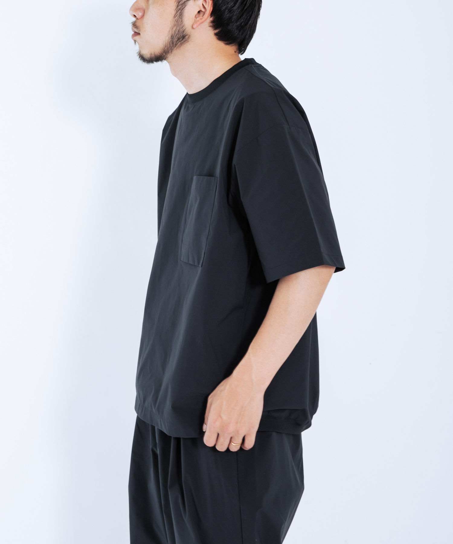 身長 : 179cm サイズ : L