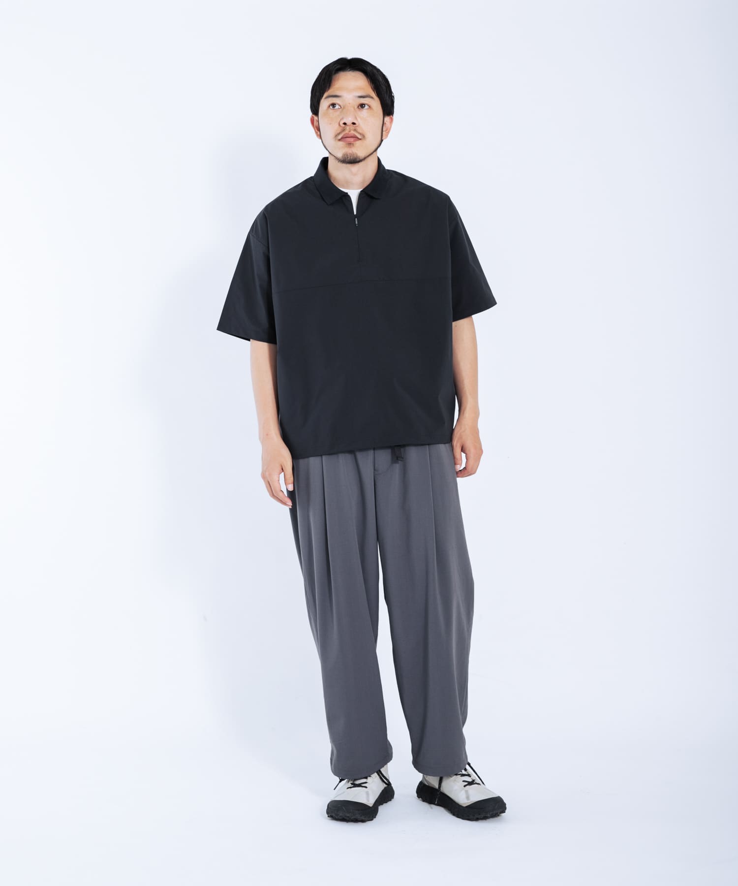 ネイビー