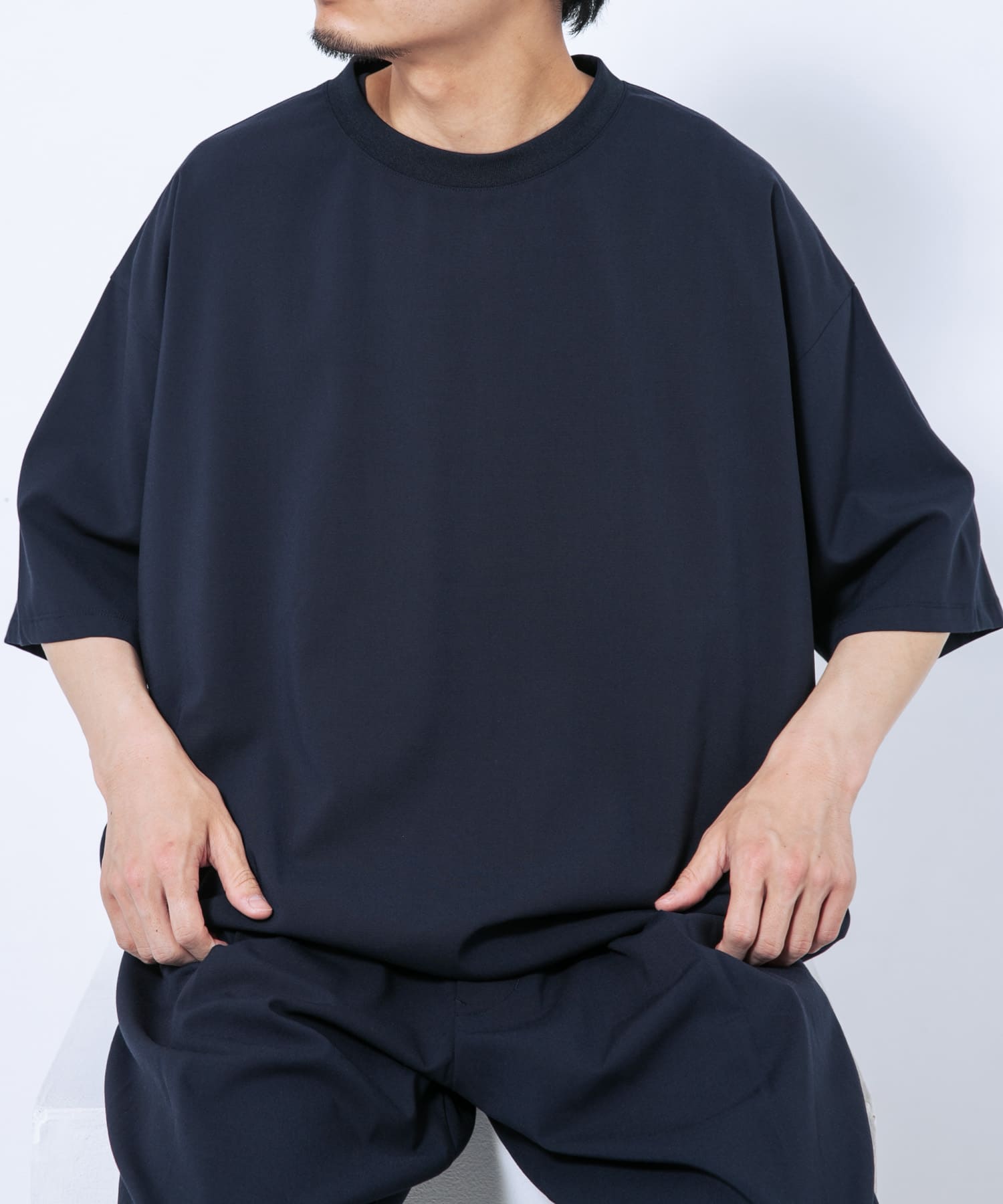 ネイビー
