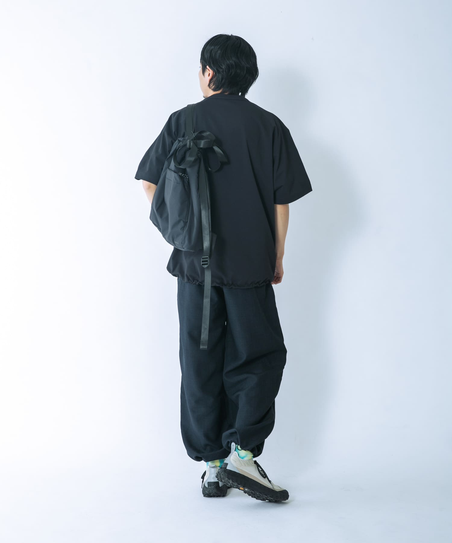 ネイビー