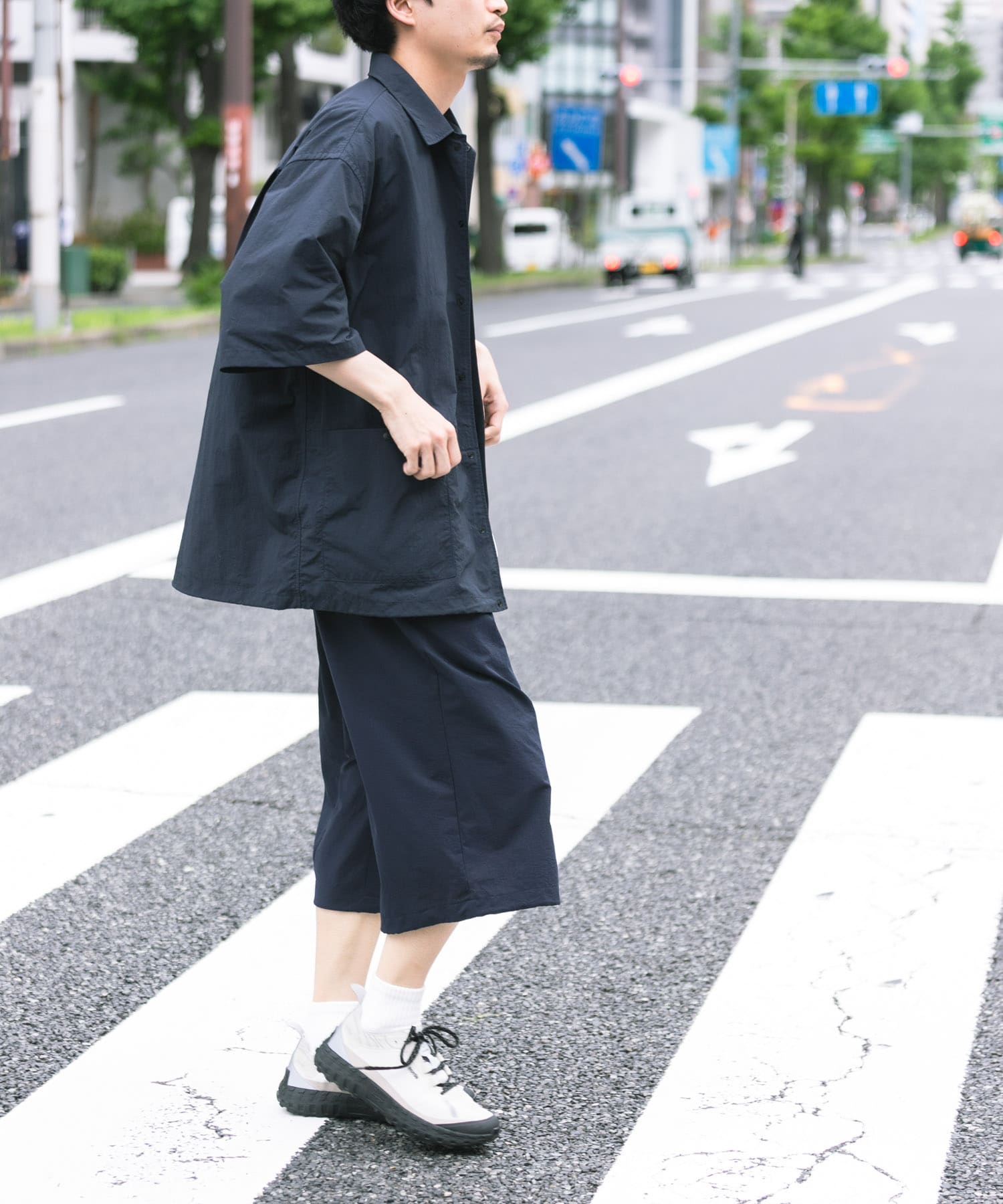 ネイビー