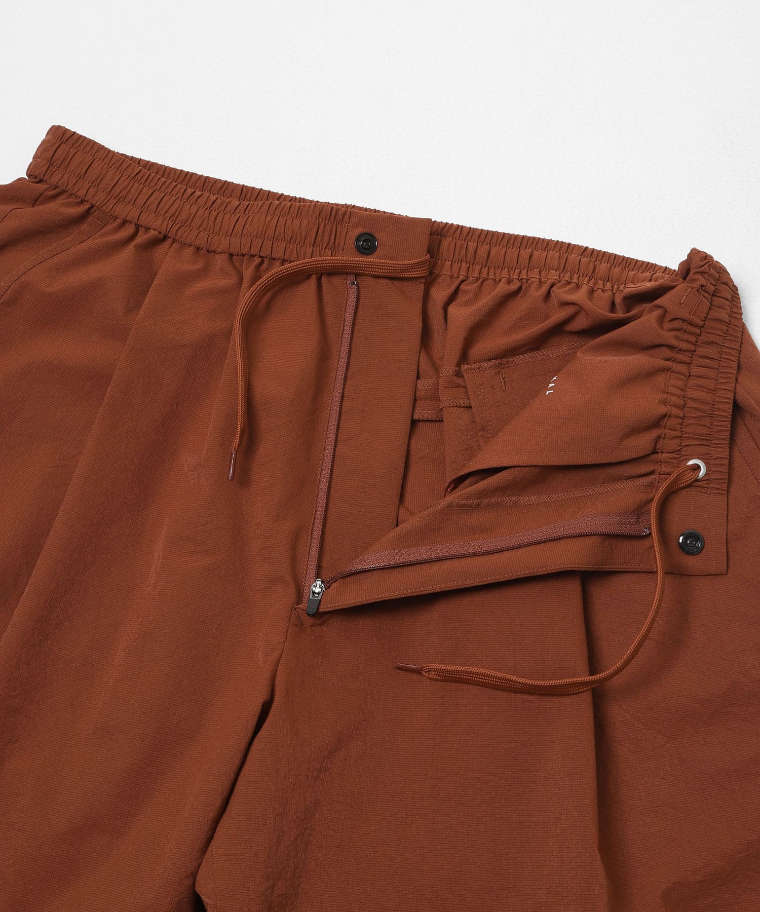 DOT AIR SHORTS ブリック M