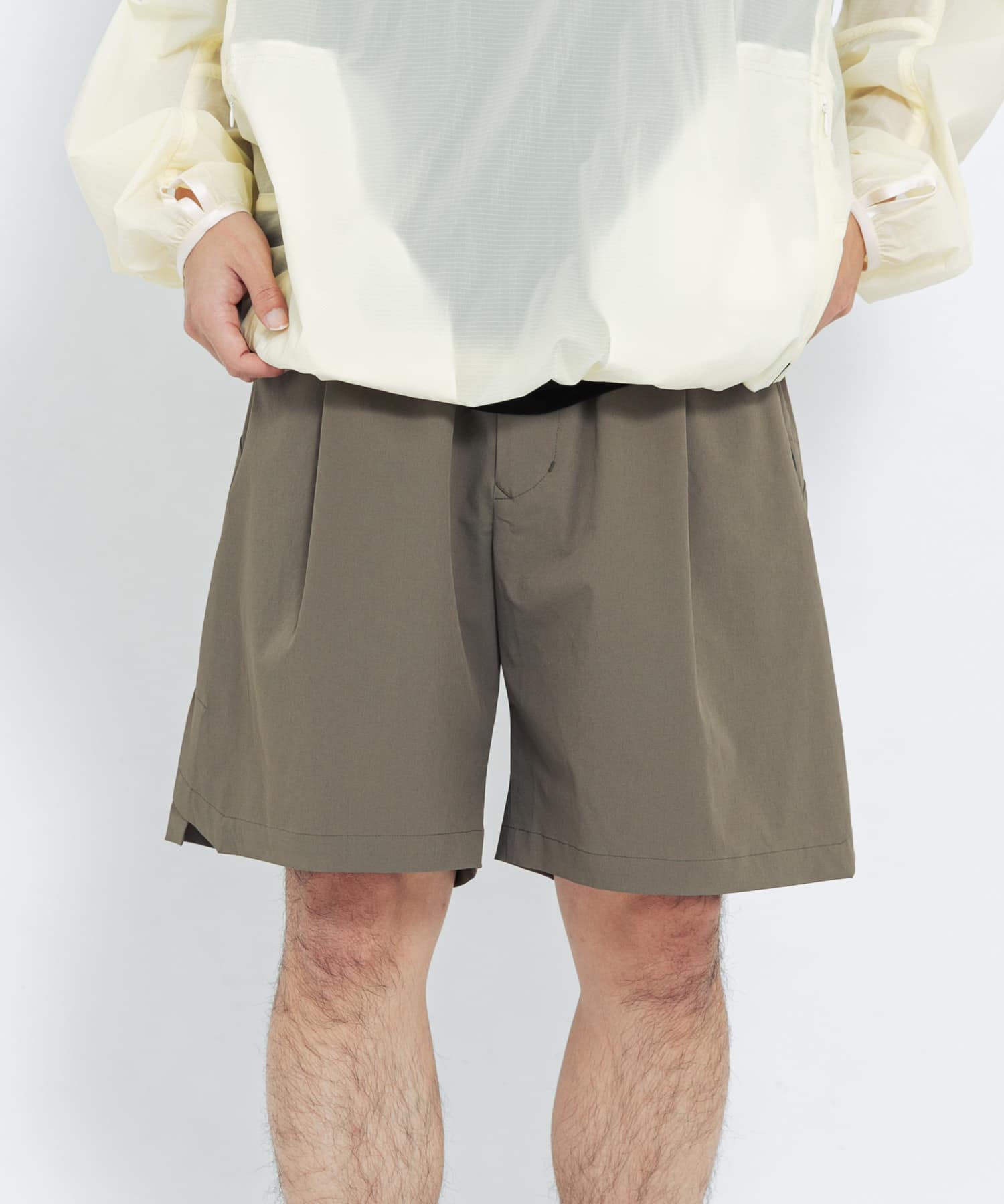 身長 : 179cm サイズ : L