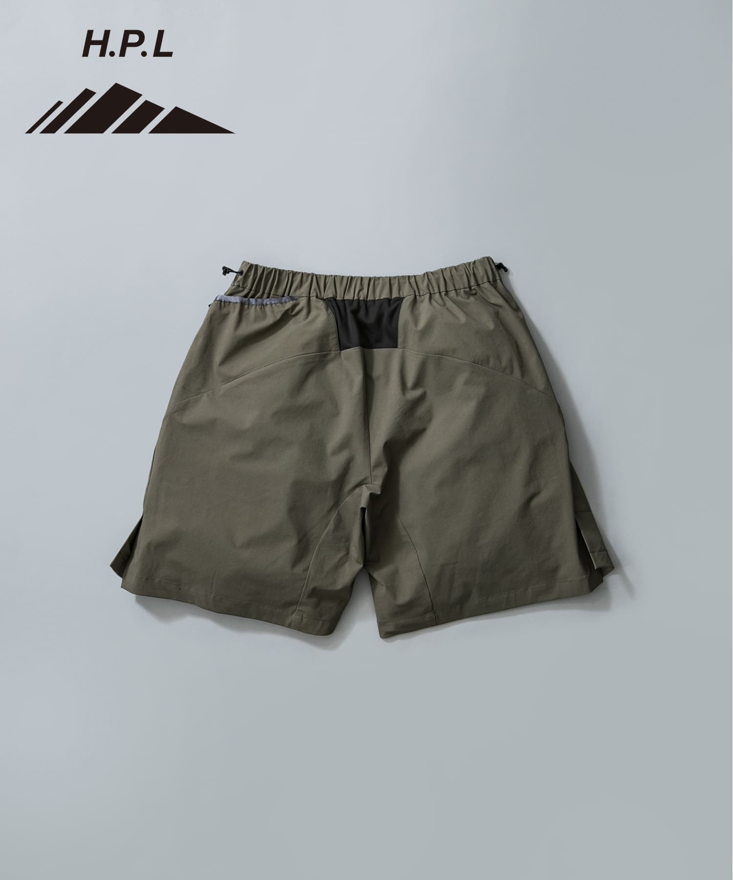 HIKE SHORTS Olive L